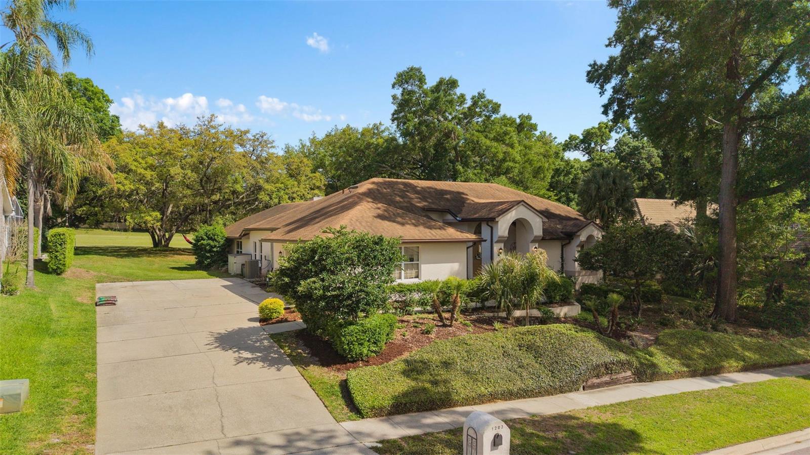 1203 TALL PINE DR, APOPKA, FL, 32712