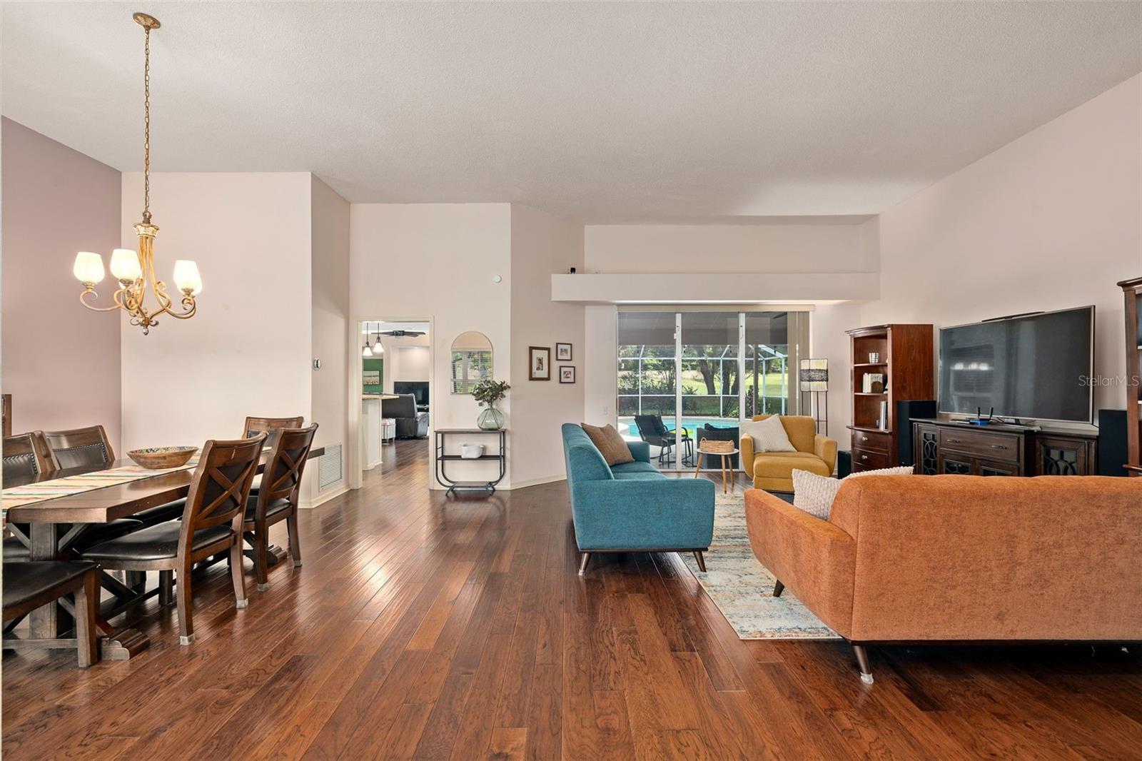 1203 TALL PINE DR, APOPKA, FL, 32712