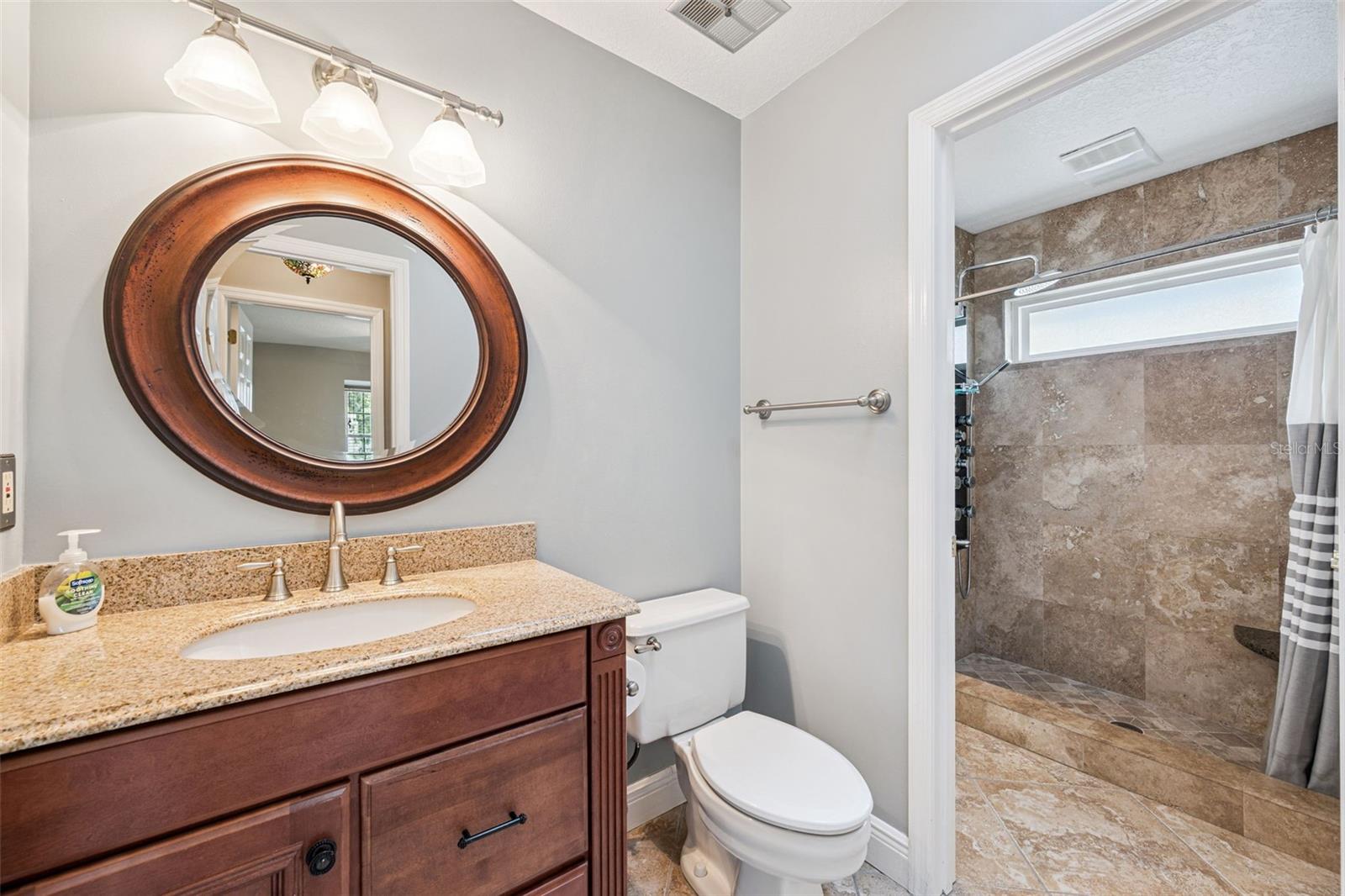 8045 LANDGROVE CT, ORLANDO, FL, 32819