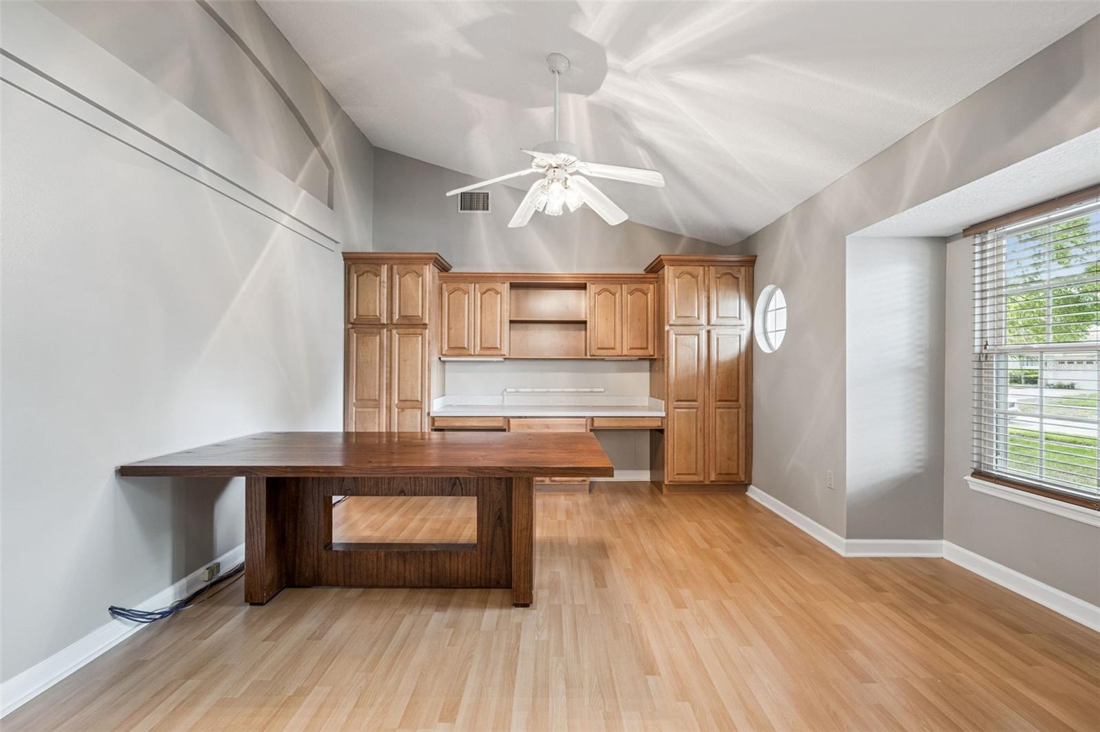 8045 LANDGROVE CT, ORLANDO, FL, 32819