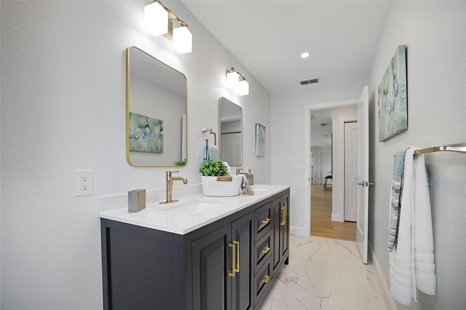 11930 W BAYSHORE DR, CRYSTAL RIVER, FL, 34429