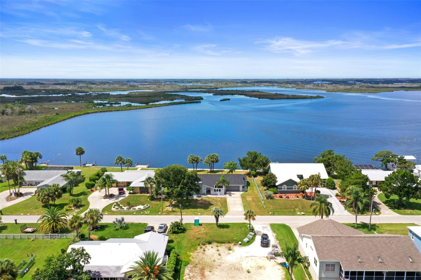 11930 W BAYSHORE DR, CRYSTAL RIVER, FL, 34429