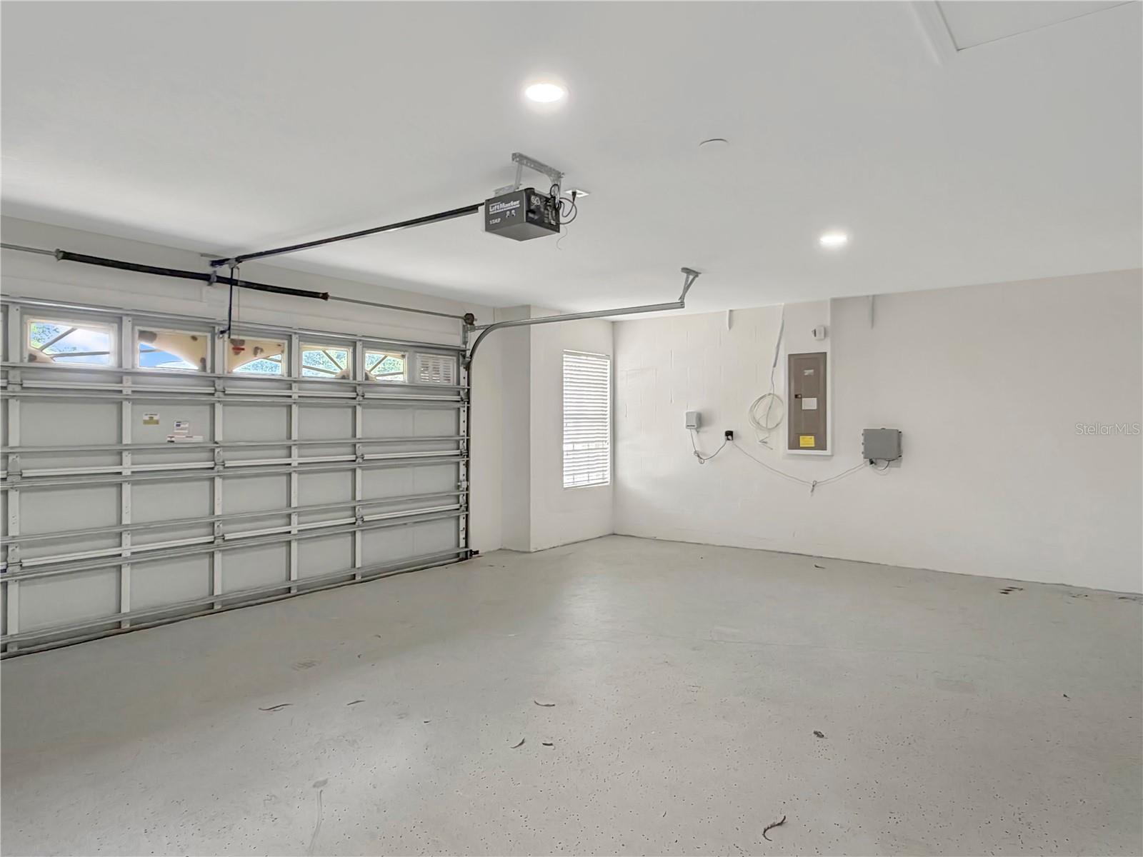 6817 CROMWELL GARDEN DR, APOLLO BEACH, FL, 33572