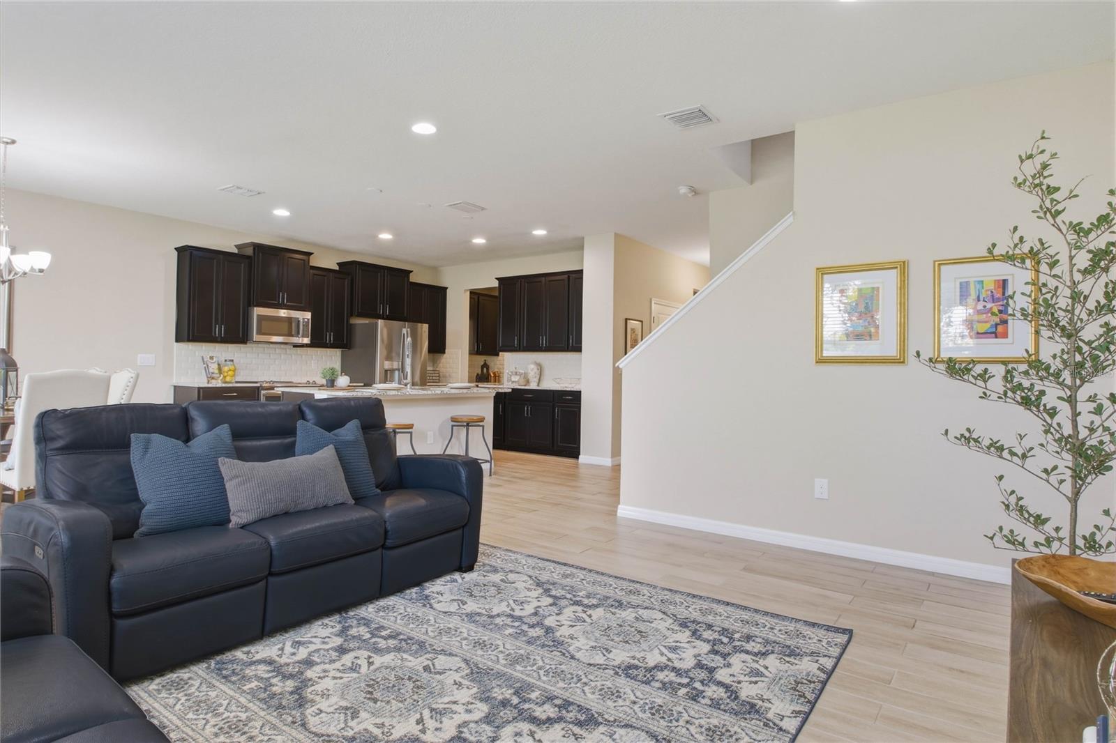 8415 PRAISE DR, TAMPA, FL, 33625