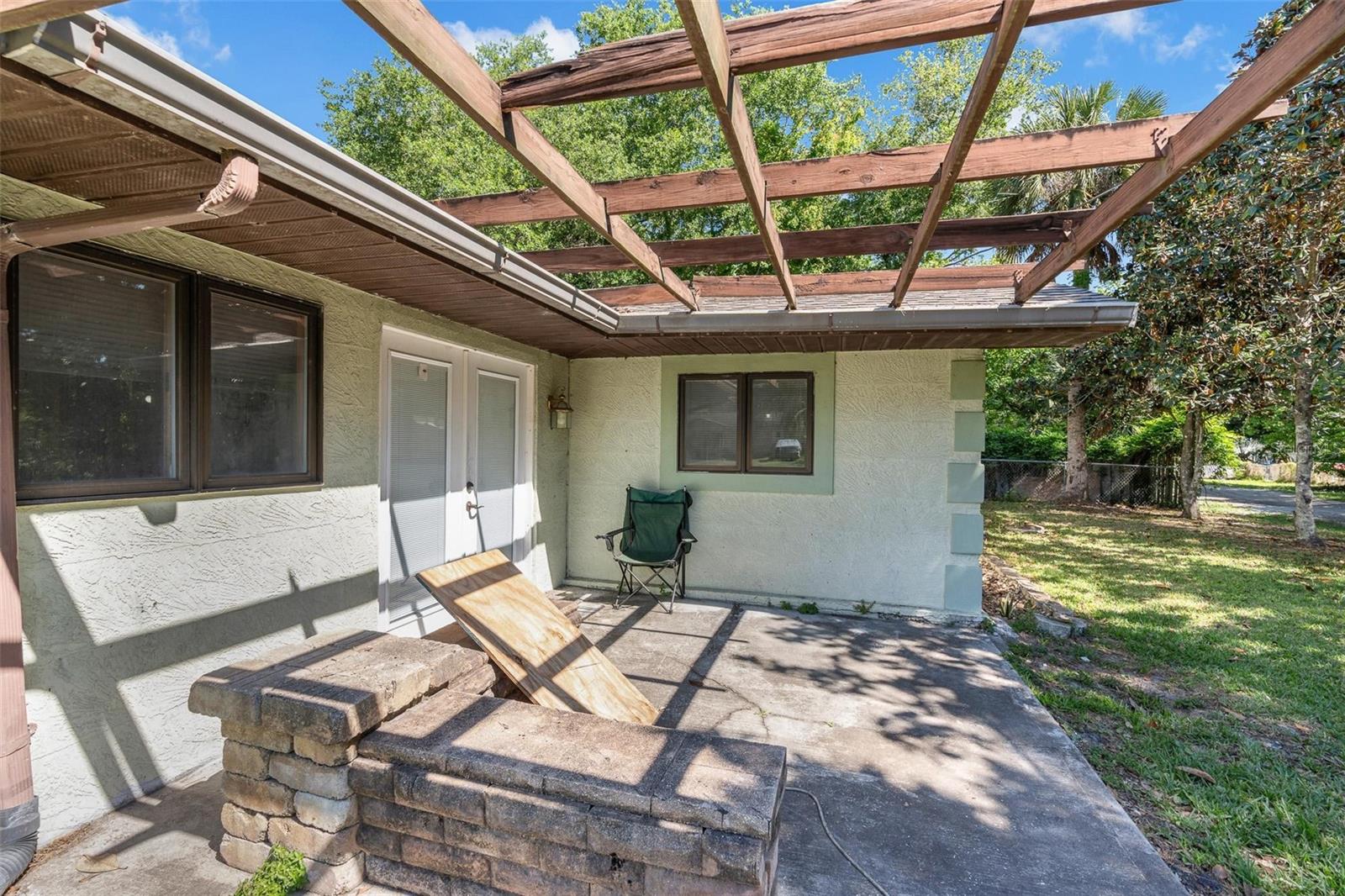 55715 JACK MOORE RD, ASTOR, FL, 32102