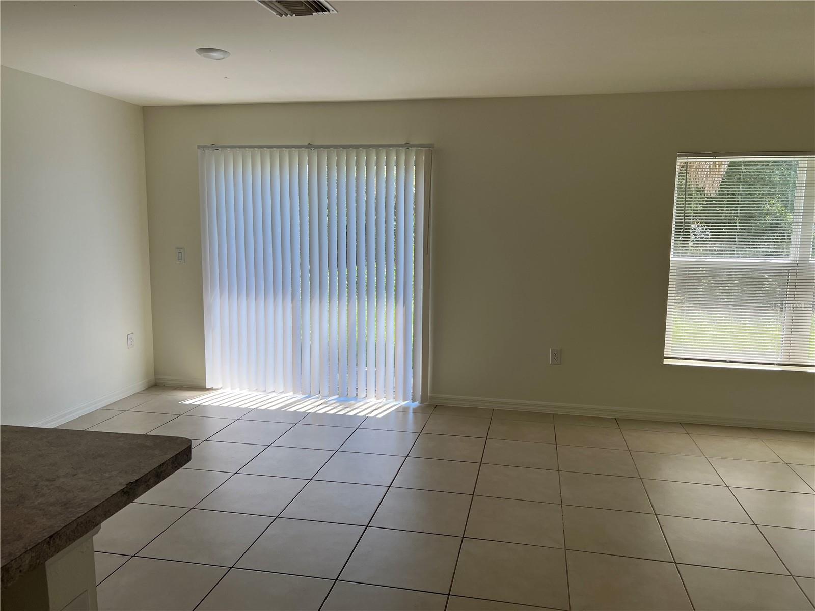 1042 BOUNDS ST, PORT CHARLOTTE, FL, 33952