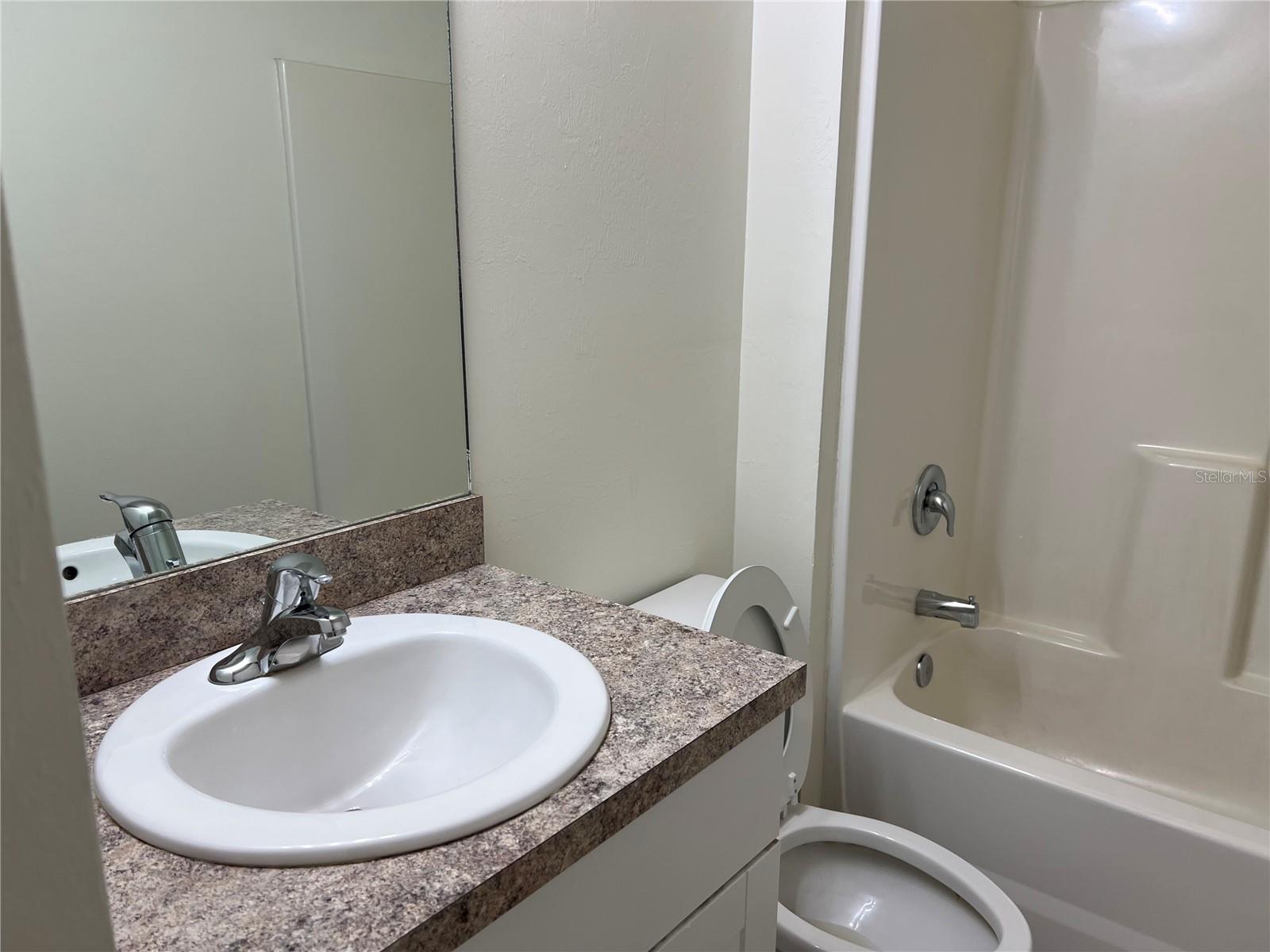 1042 BOUNDS ST, PORT CHARLOTTE, FL, 33952