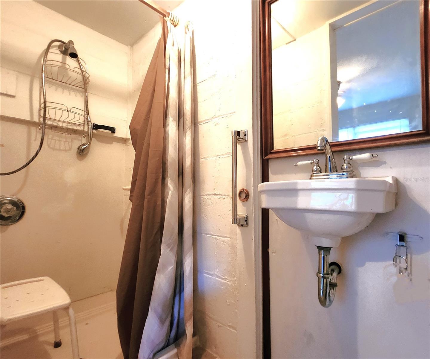 7805 N 12TH ST, TAMPA, FL, 33604