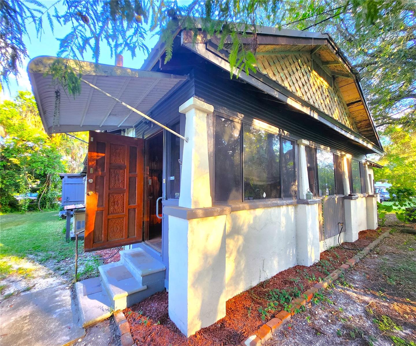 7805 N 12TH ST, TAMPA, FL, 33604