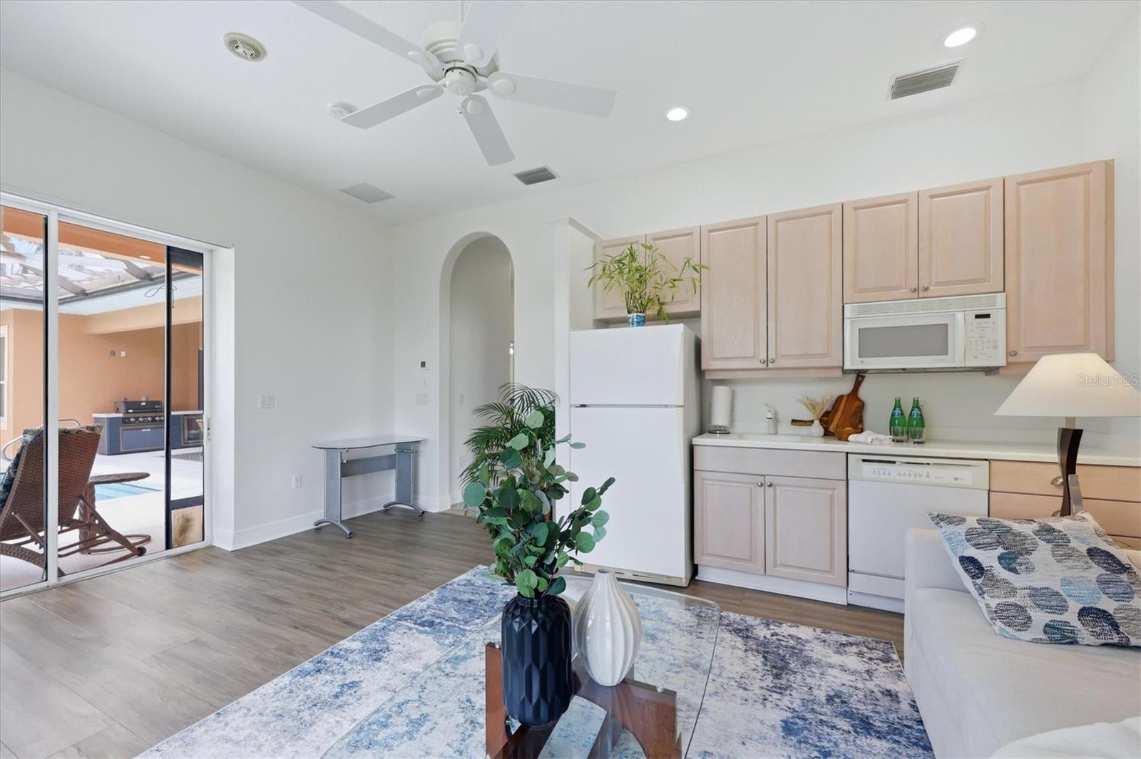 1740 AMBERWYND CIR W, PALMETTO, FL, 34221