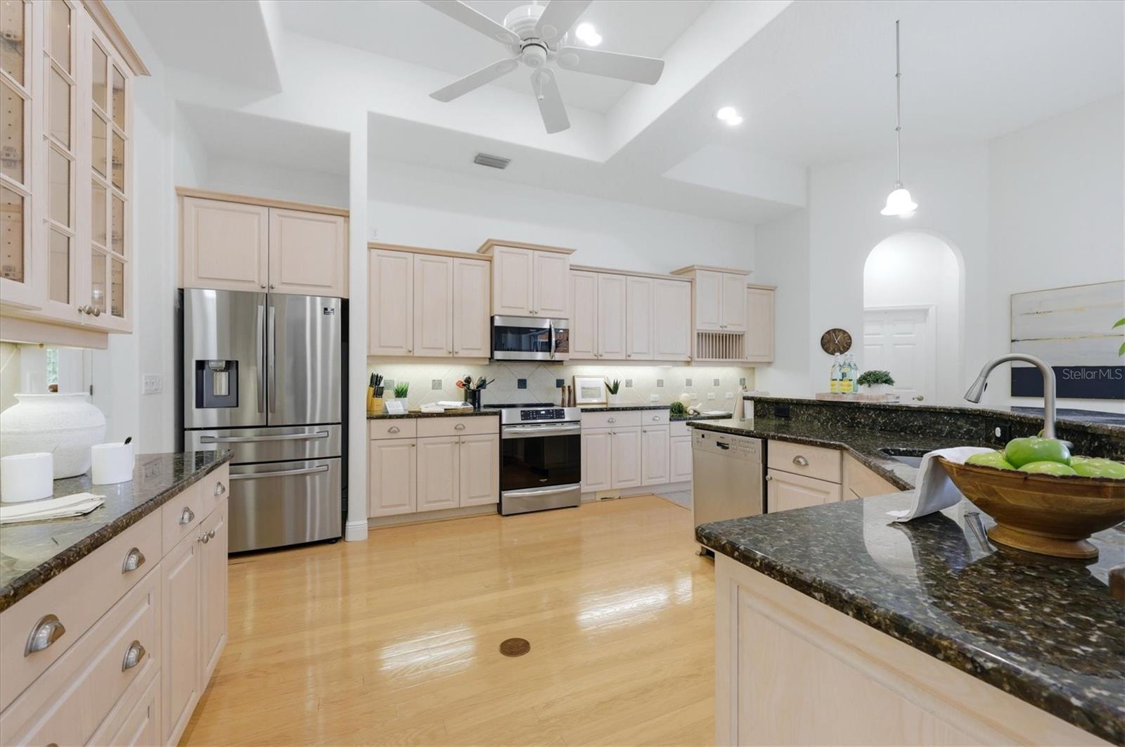 1740 AMBERWYND CIR W, PALMETTO, FL, 34221