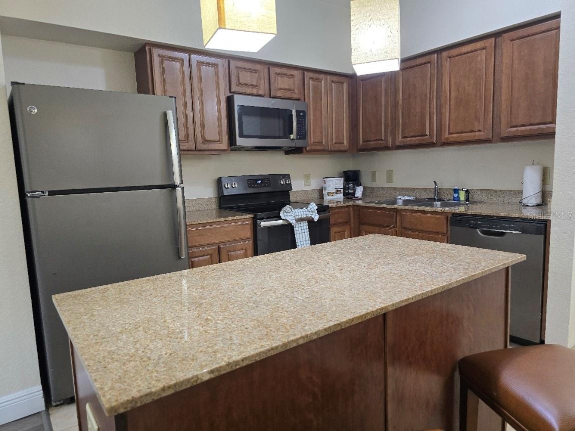 12556 FLORIDAYS RESORT DR #A-201, ORLANDO, FL, 32821