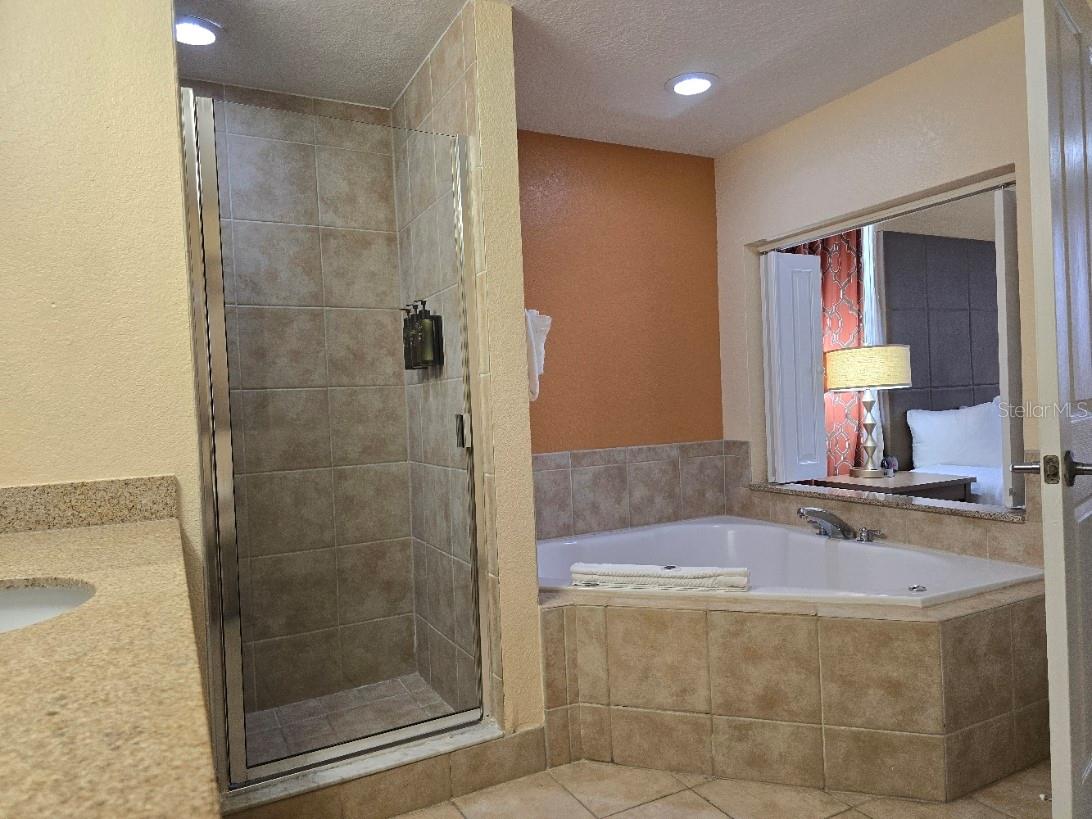 12556 FLORIDAYS RESORT DR #A-201, ORLANDO, FL, 32821