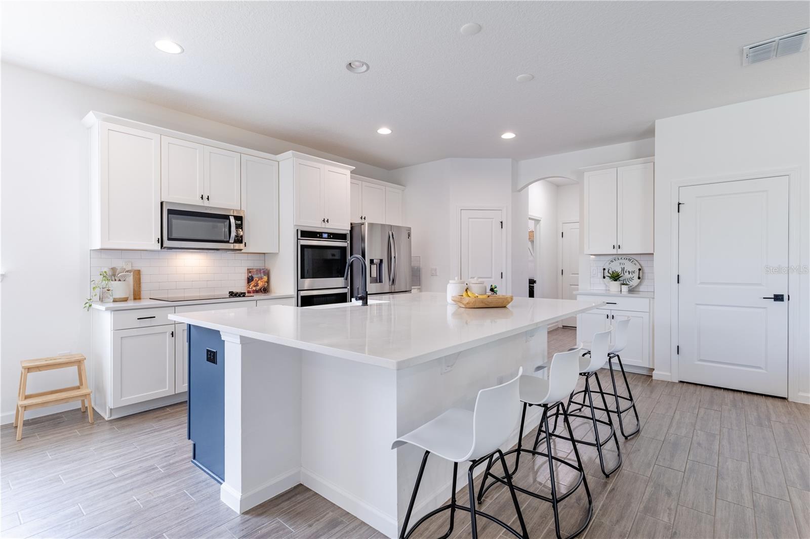 533 AVILA PL, HOWEY IN THE HILLS, FL, 34737