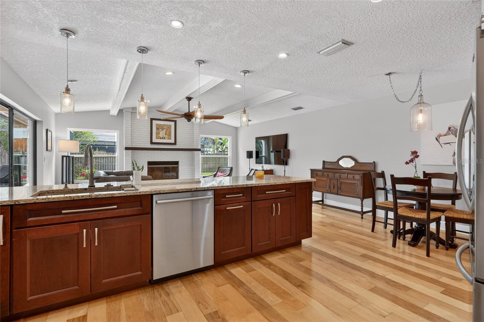 14013 SHADY SHORES DR, TAMPA, FL, 33613