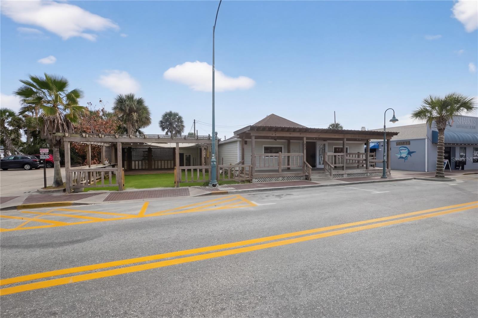 411 FLAGLER AVE #B, NEW SMYRNA BEACH, FL, 32169