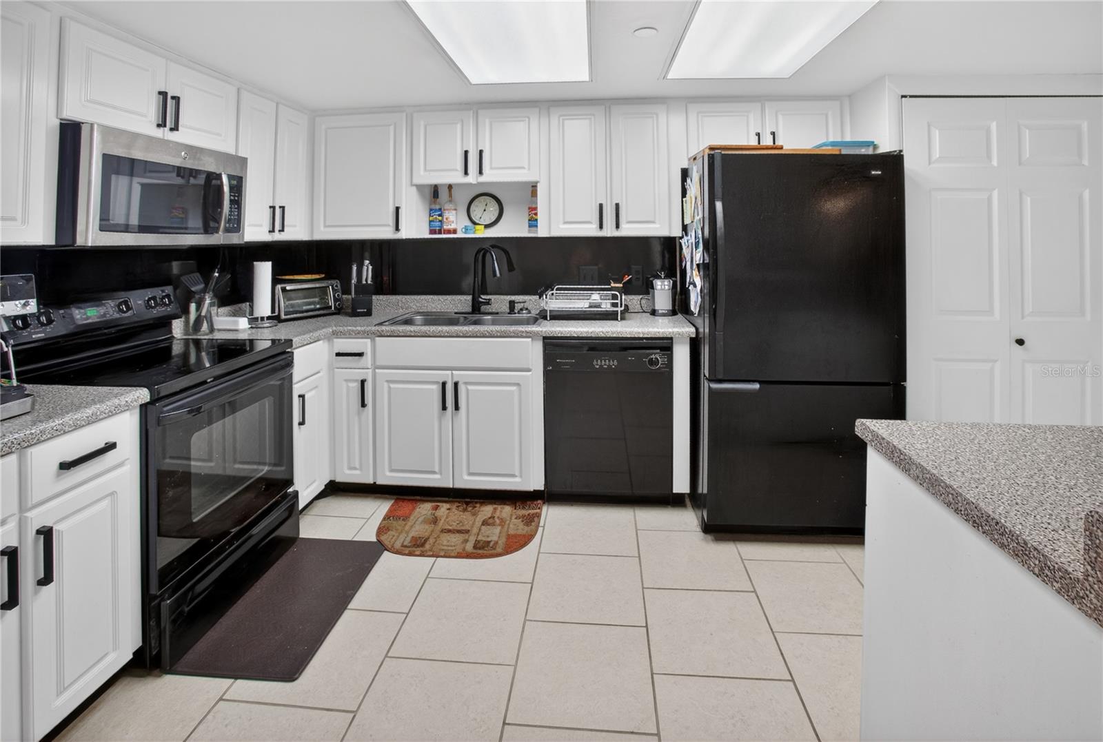 1 KEY CAPRI #103E, TREASURE ISLAND, FL, 33706