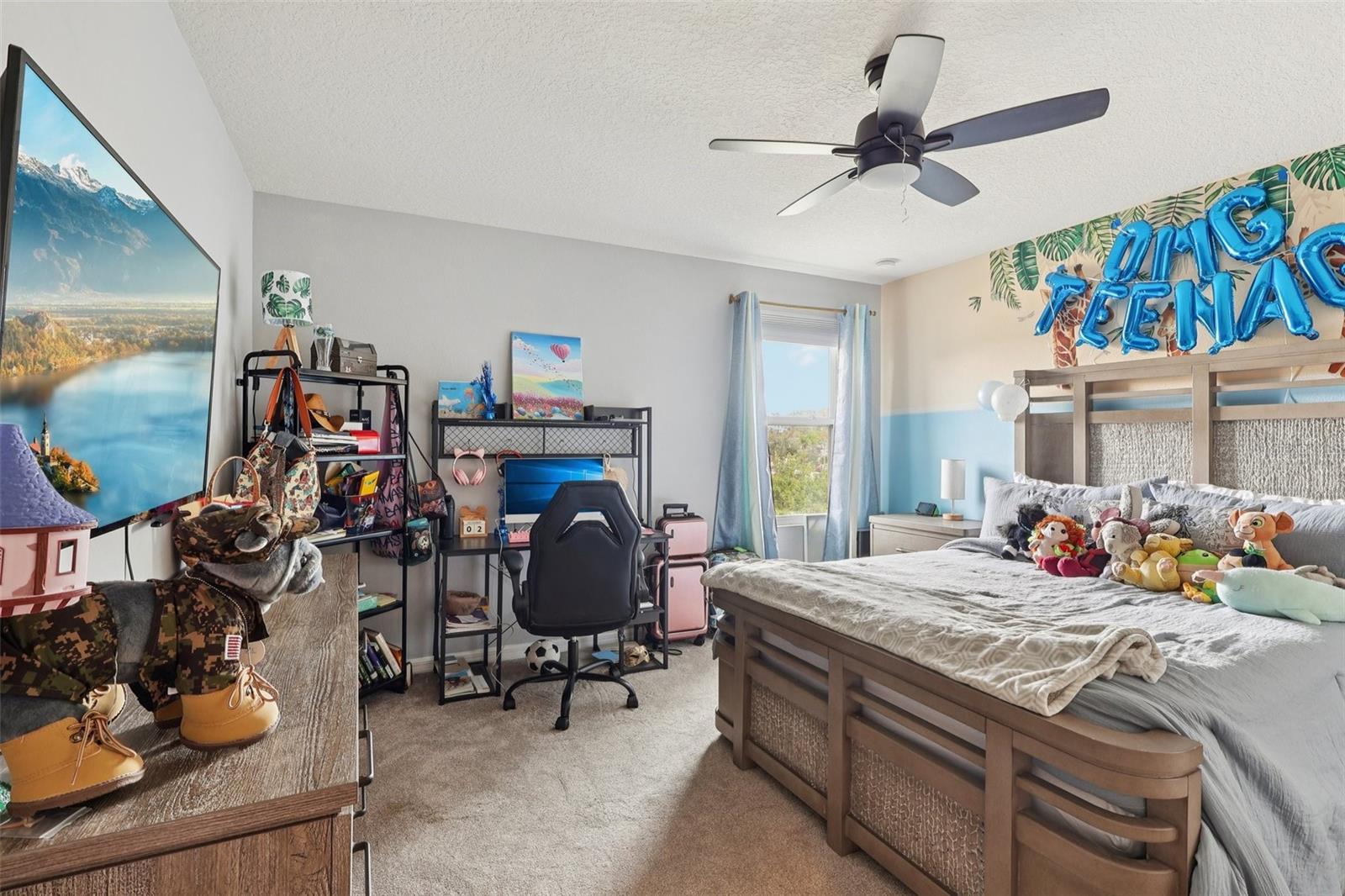 ORLANDO, FL, 32824