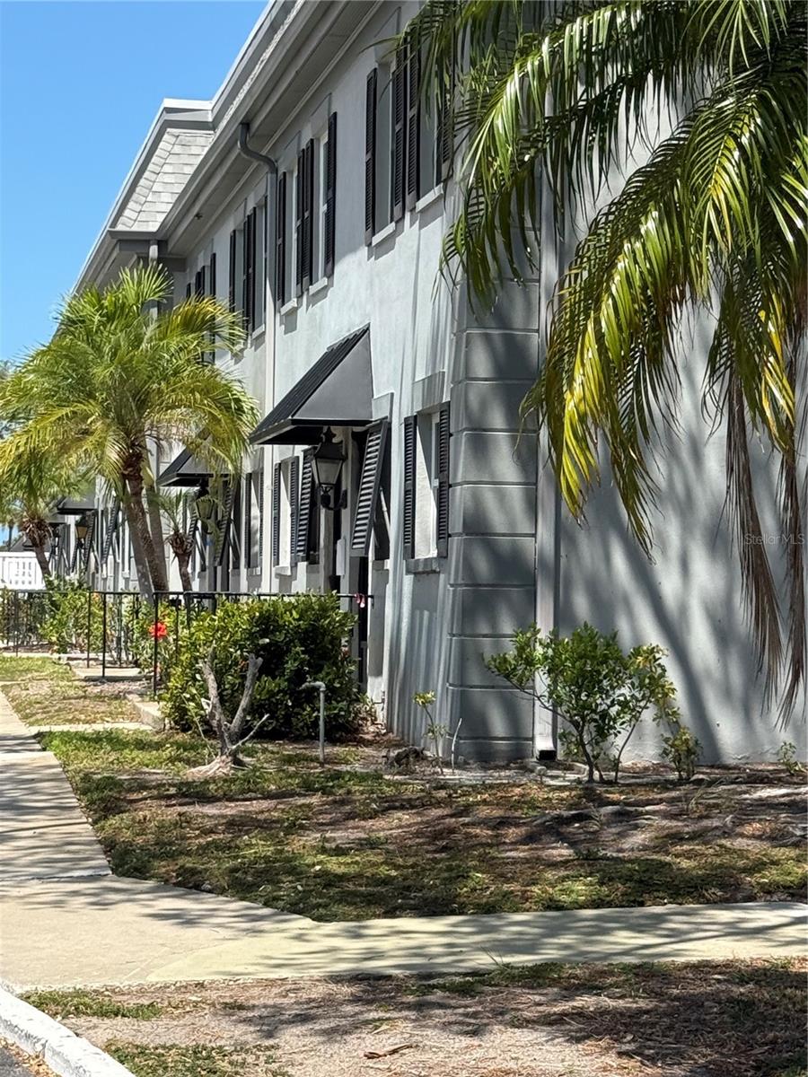 6919 PLACE DE LA PAIX #6919, ST PETERSBURG, FL, 33707