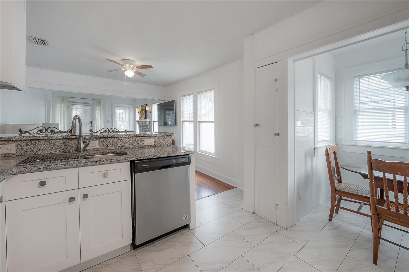 207 W HIAWATHA ST, TAMPA, FL, 33604