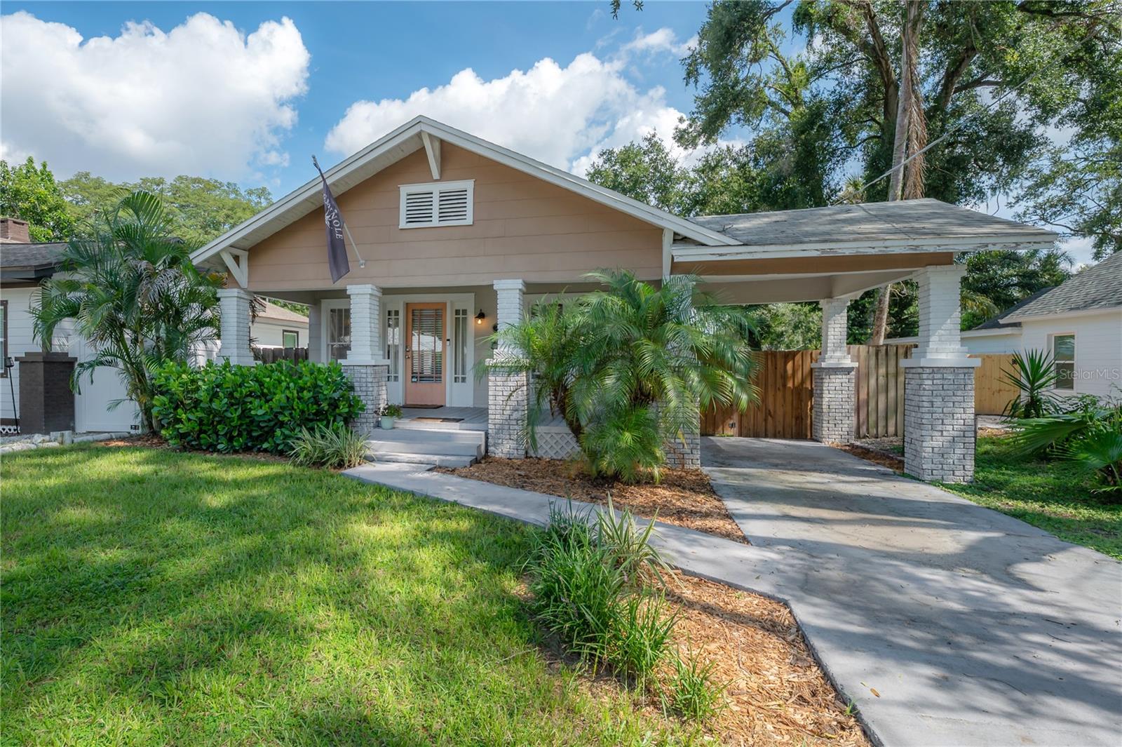 207 W HIAWATHA ST, TAMPA, FL, 33604