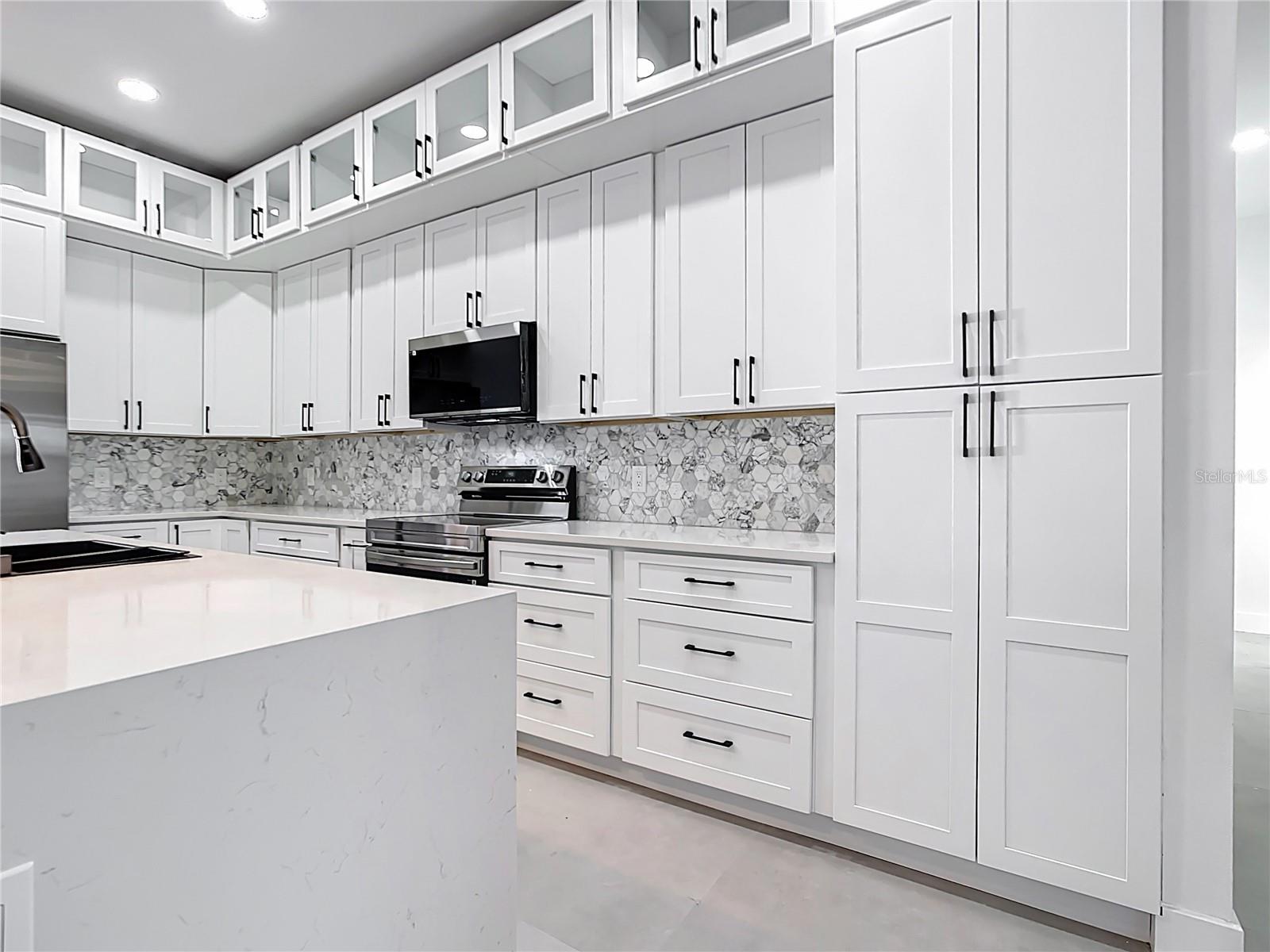 174 INGRAM BLVD, ROTONDA WEST, FL, 33947