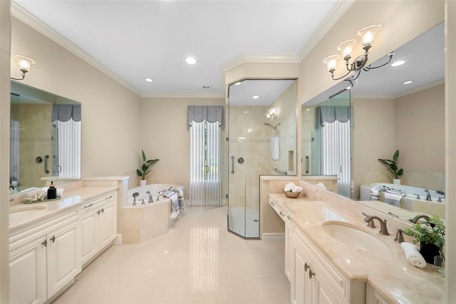 16204 DAYSAILOR TRL, LAKEWOOD RANCH, FL, 34202