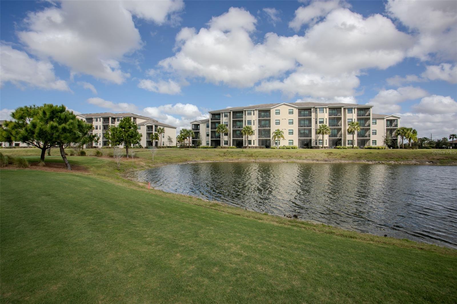 18028 GAWTHROP DR #403, BRADENTON, FL, 34211