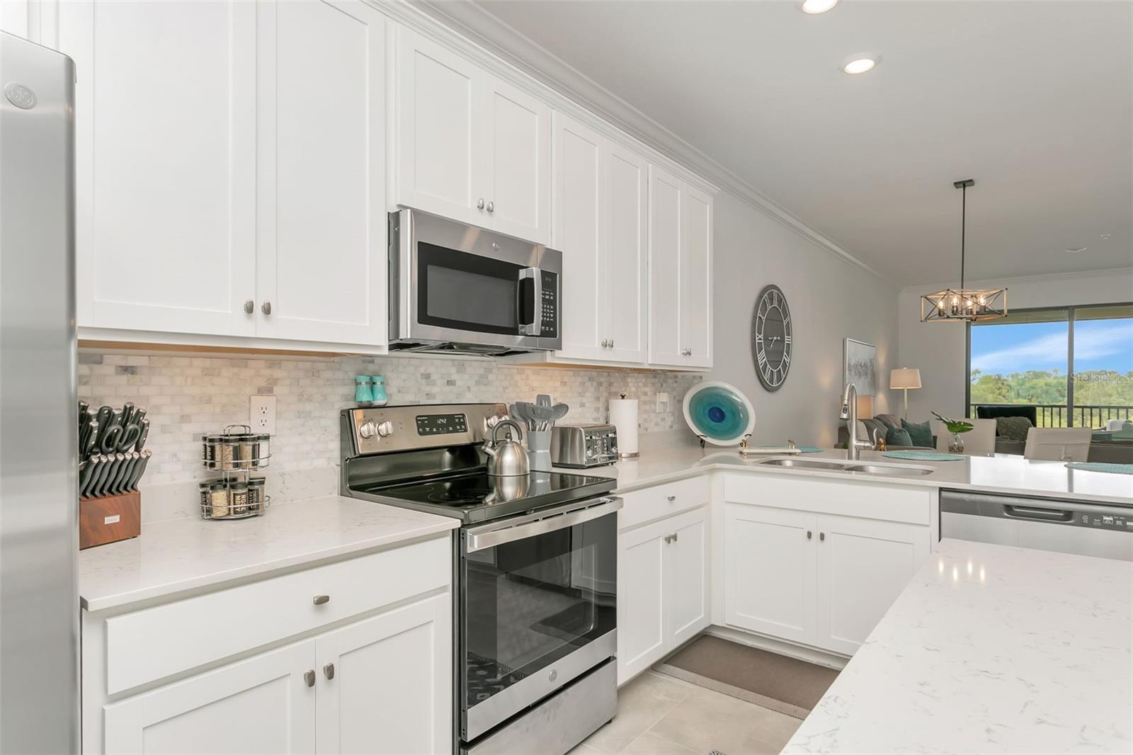 18028 GAWTHROP DR #403, BRADENTON, FL, 34211