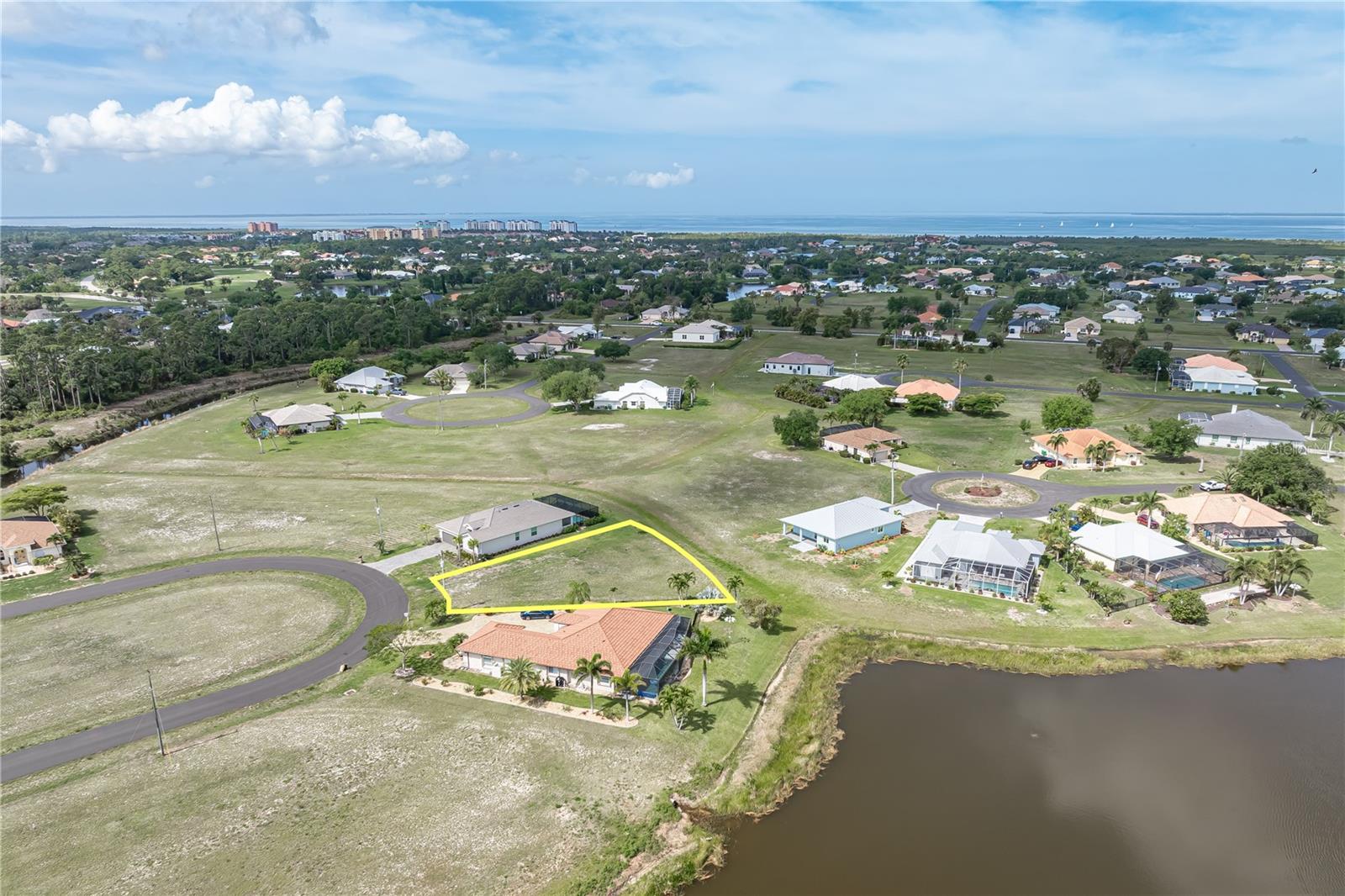 17528 VELLUM CIR, PUNTA GORDA, FL, 33955