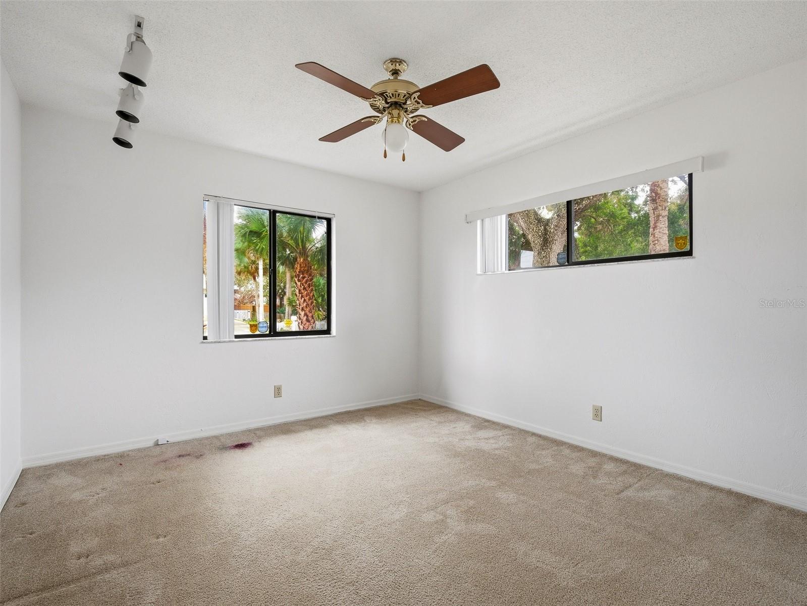 808 E 1ST AVE, NEW SMYRNA BEACH, FL, 32169