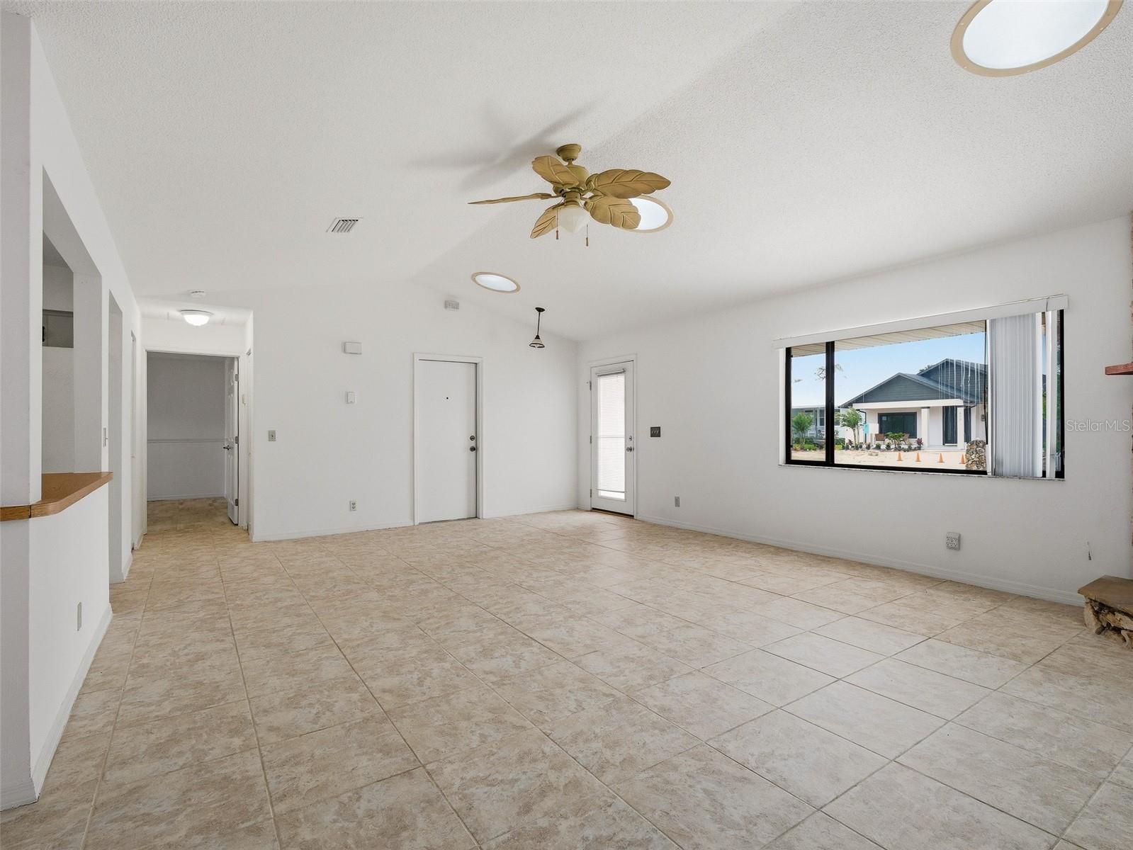808 E 1ST AVE, NEW SMYRNA BEACH, FL, 32169