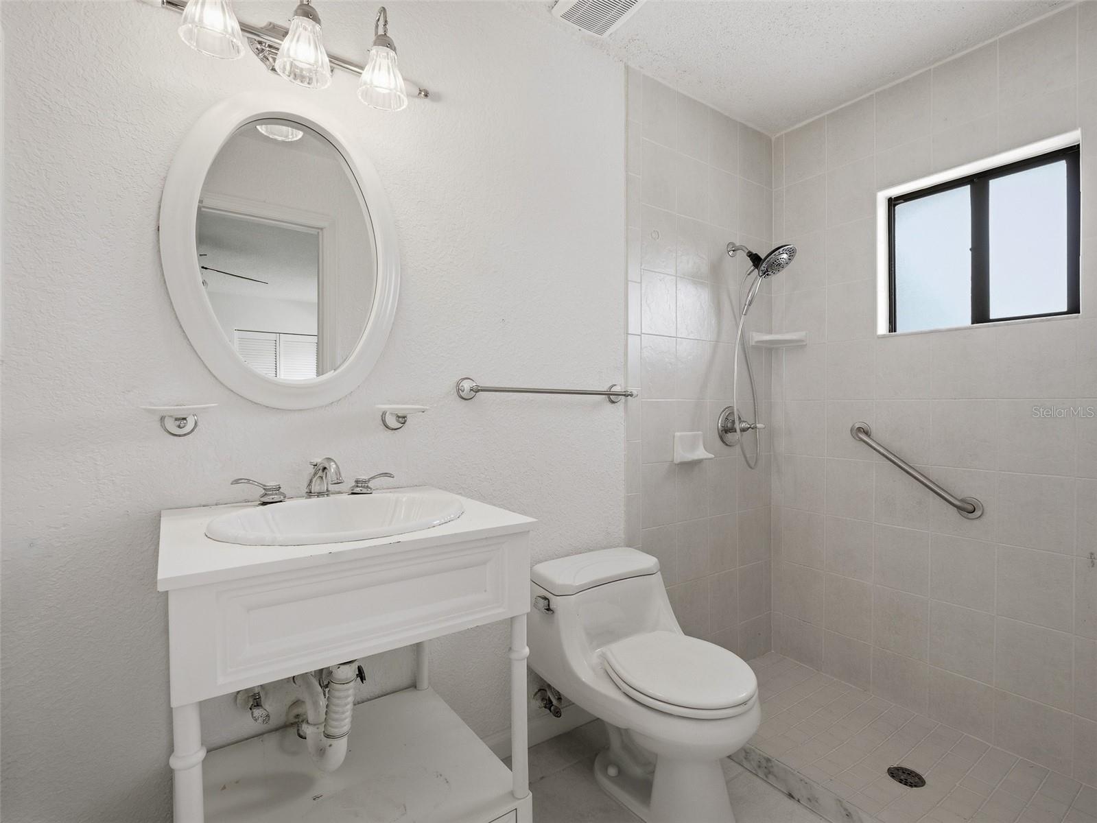 808 E 1ST AVE, NEW SMYRNA BEACH, FL, 32169