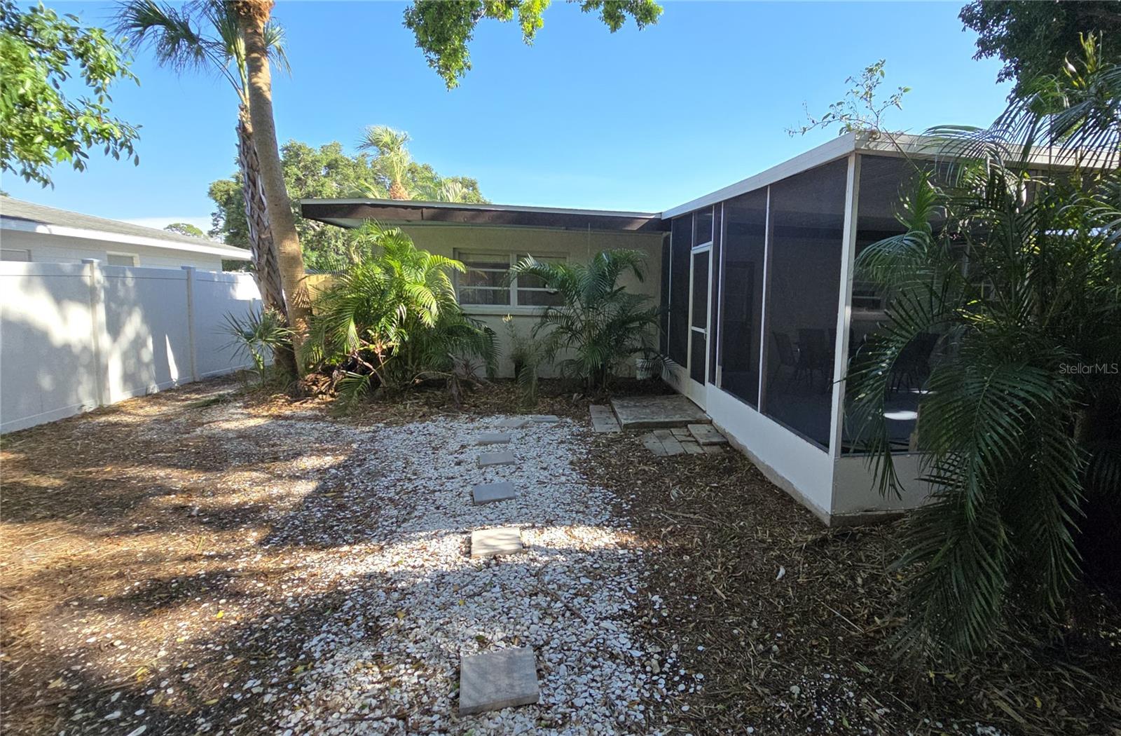 2107 PINE TER, SARASOTA, FL, 34231