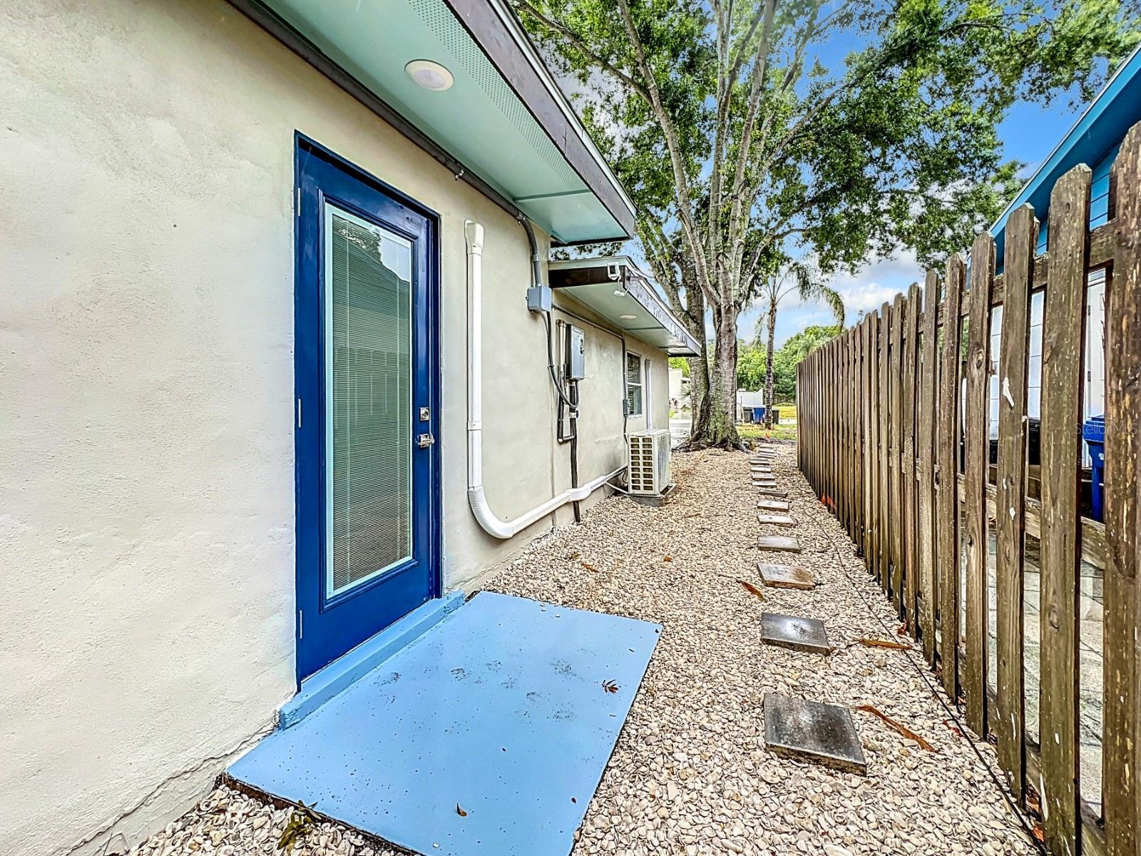 2107 PINE TER, SARASOTA, FL, 34231