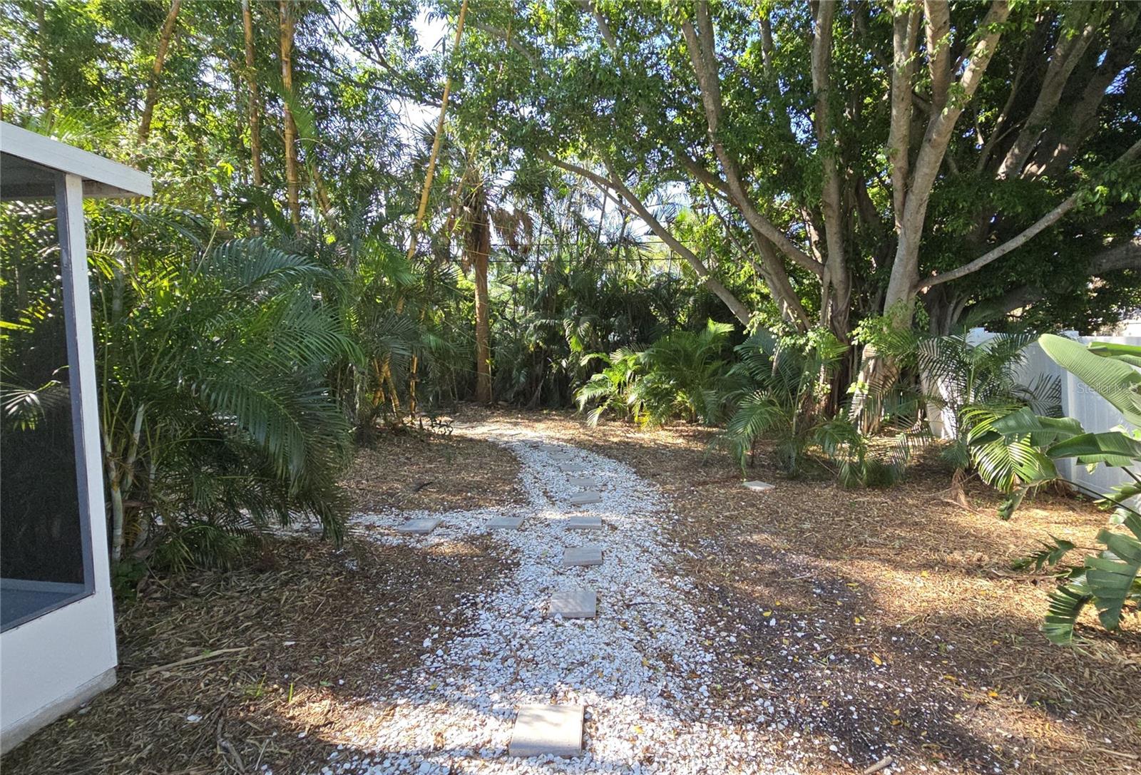 2107 PINE TER, SARASOTA, FL, 34231
