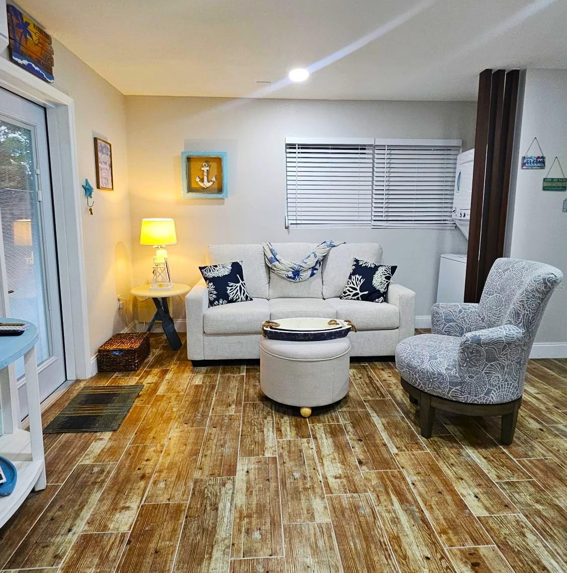 2107 PINE TER, SARASOTA, FL, 34231