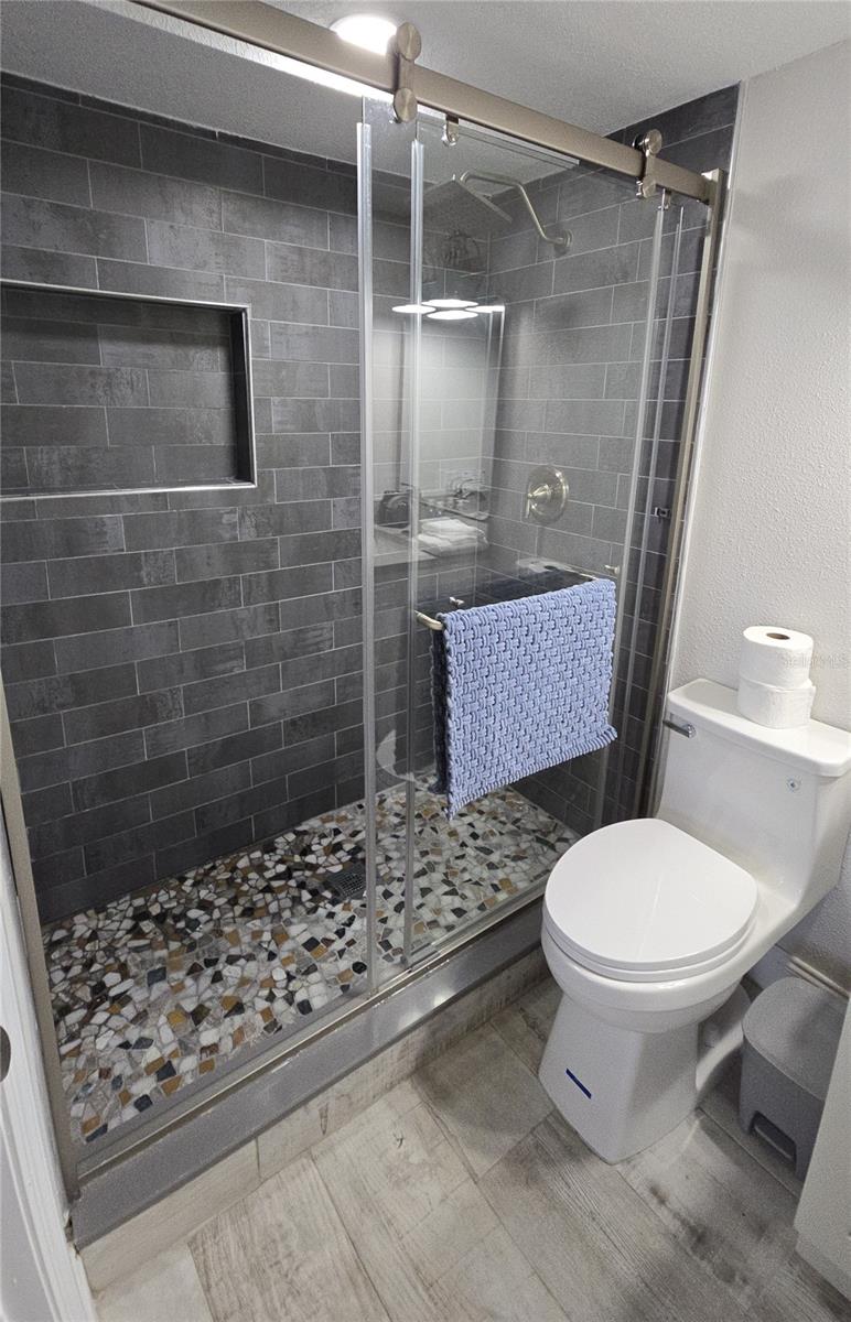 2107 PINE TER, SARASOTA, FL, 34231