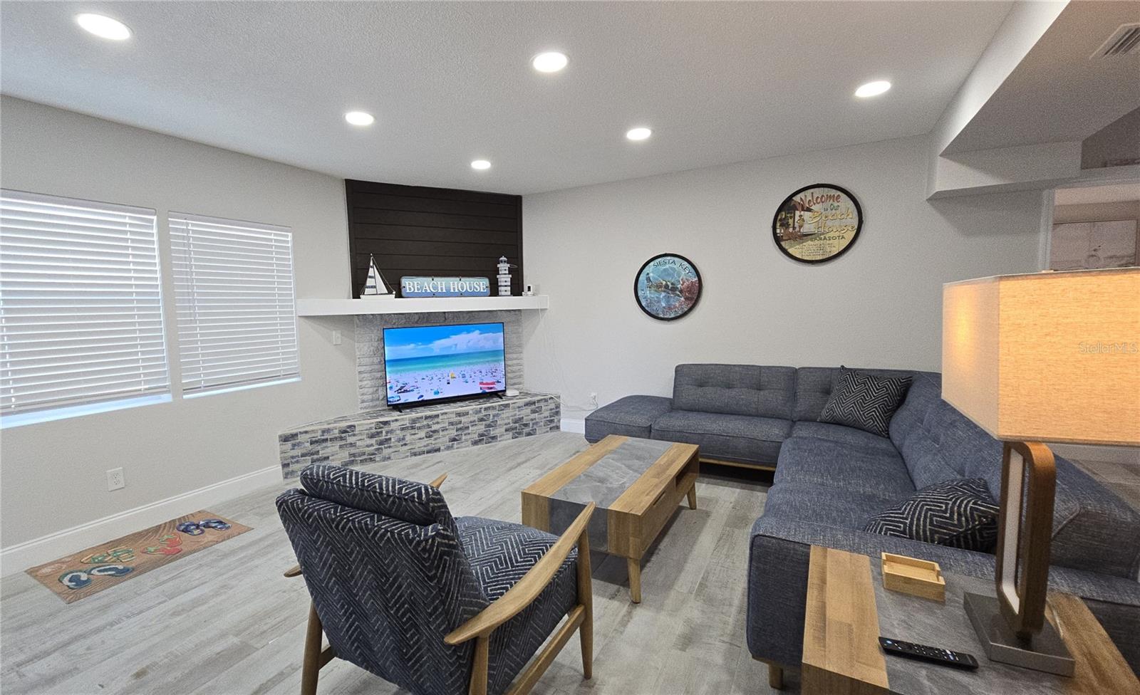 2107 PINE TER, SARASOTA, FL, 34231