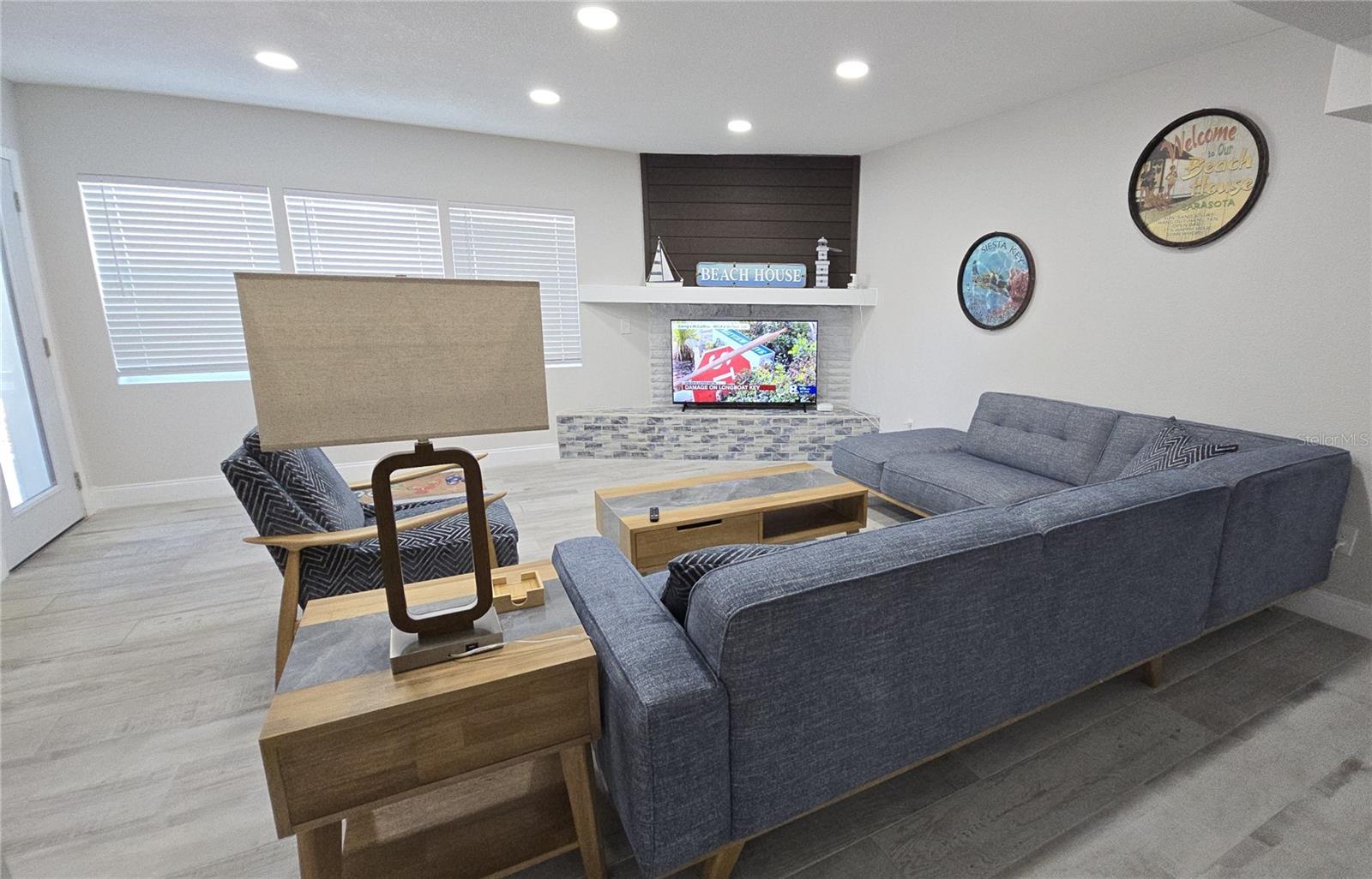 2107 PINE TER, SARASOTA, FL, 34231