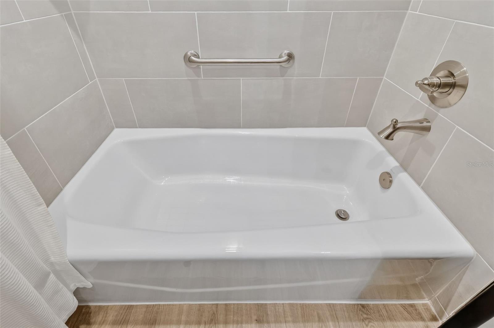 2493 LIGHTBODY LN, THE VILLAGES, FL, 32163