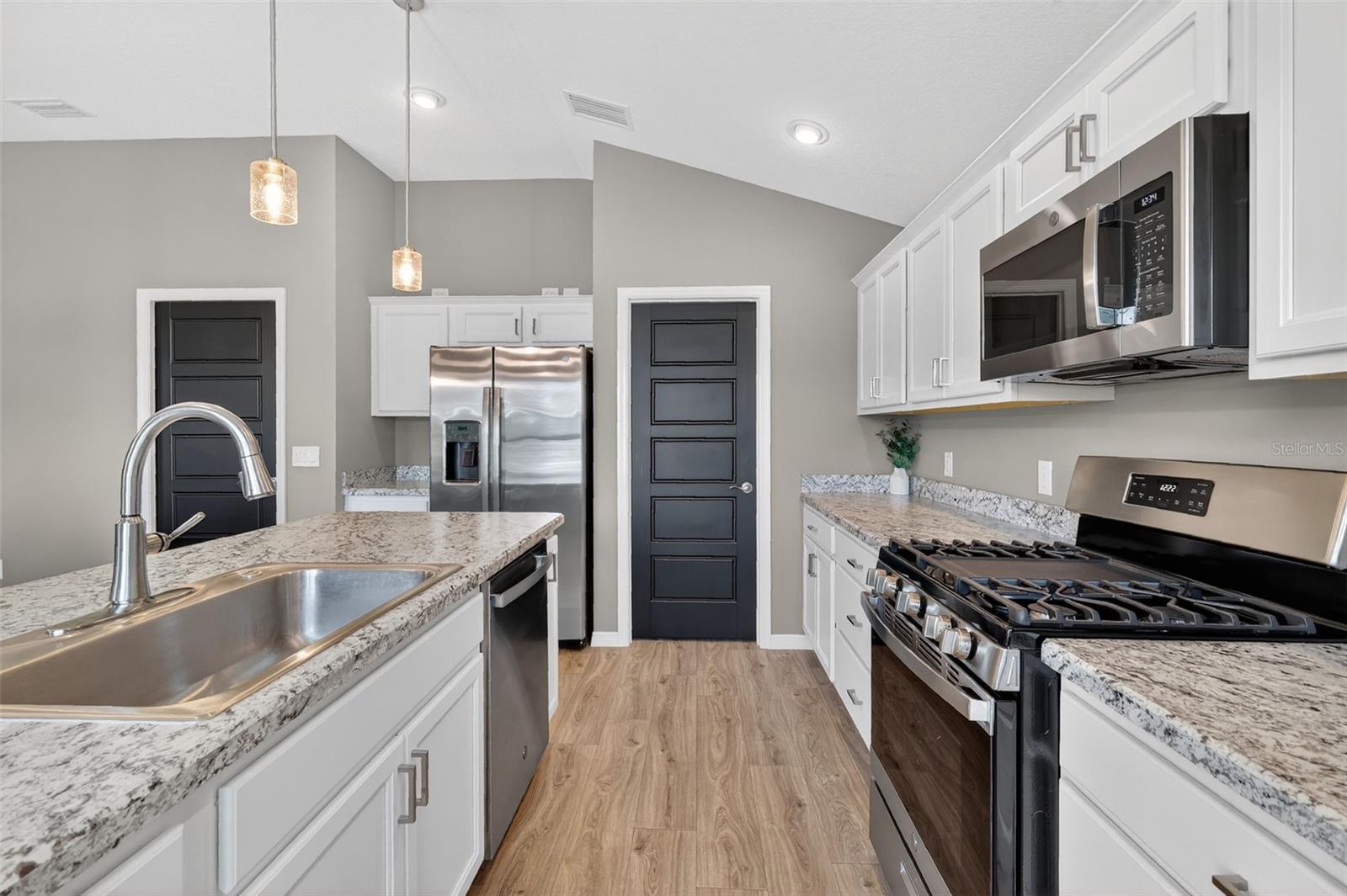 2493 LIGHTBODY LN, THE VILLAGES, FL, 32163