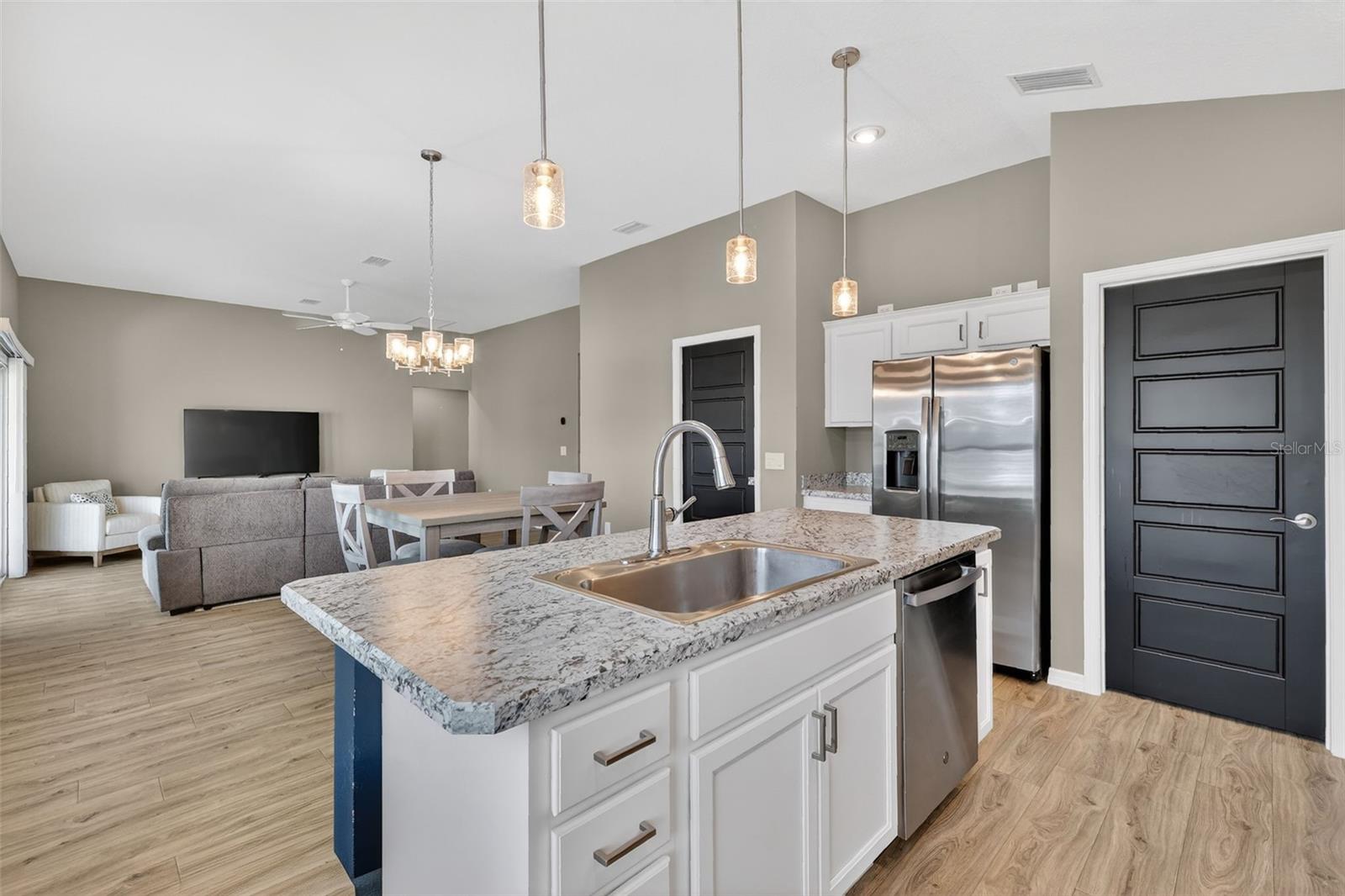 2493 LIGHTBODY LN, THE VILLAGES, FL, 32163