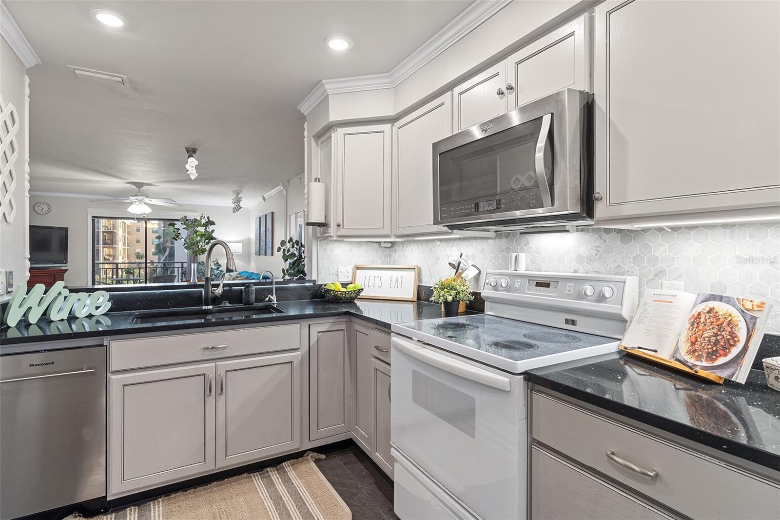 200 INTERNATIONAL DRIVE #815, CAPE CANAVERAL, FL, 32920