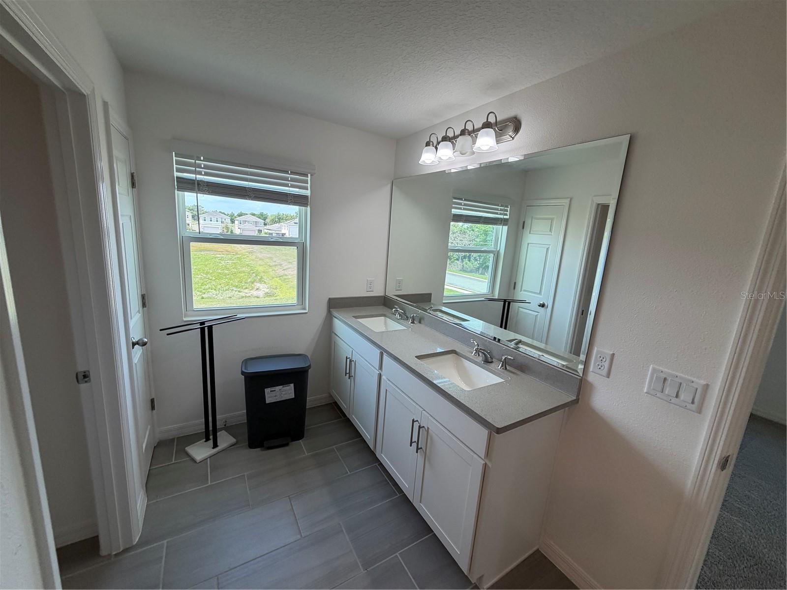 406 NORTH BLVD E, DAVENPORT, FL, 33837