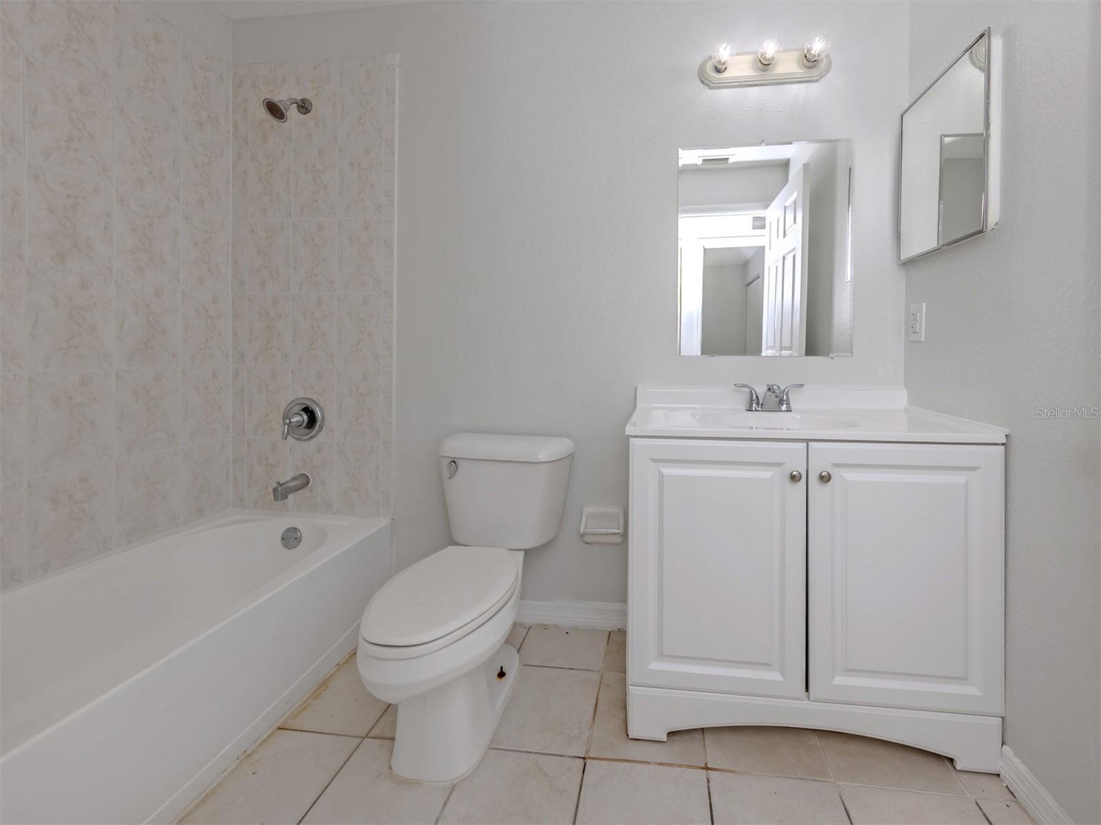 5636 6TH STREET CT E, BRADENTON, FL, 34203