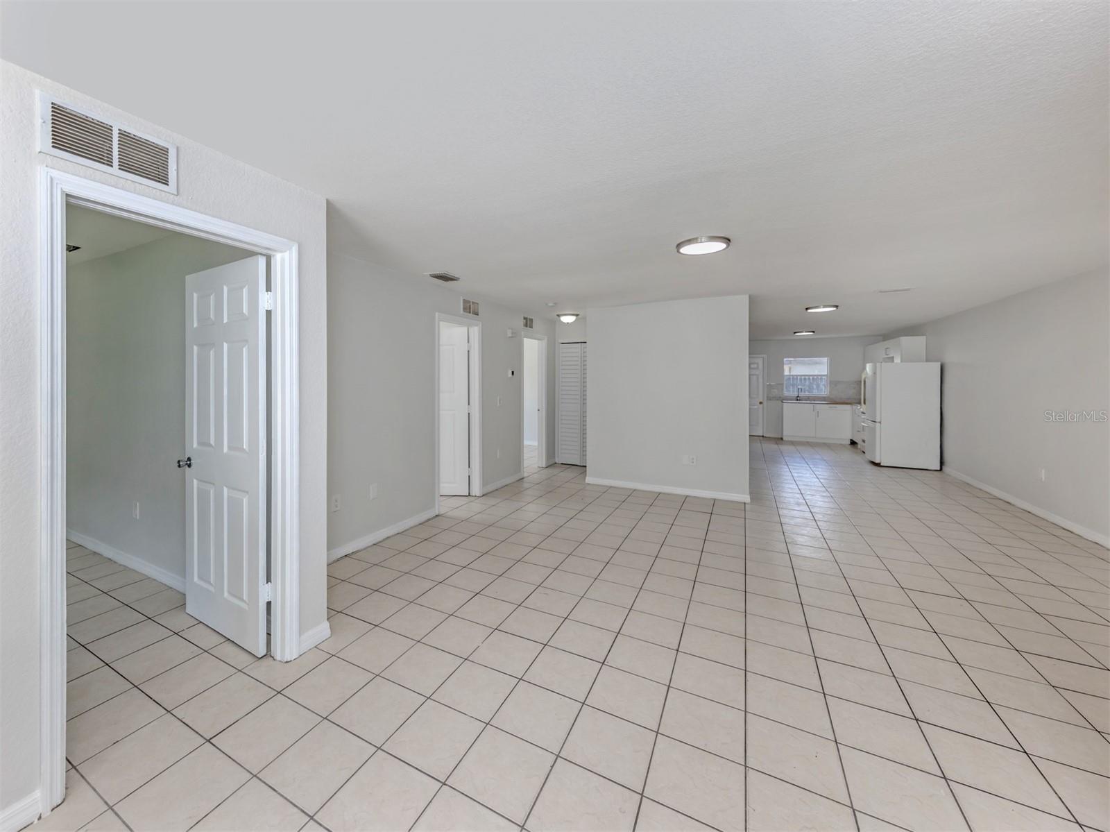 5636 6TH STREET CT E, BRADENTON, FL, 34203