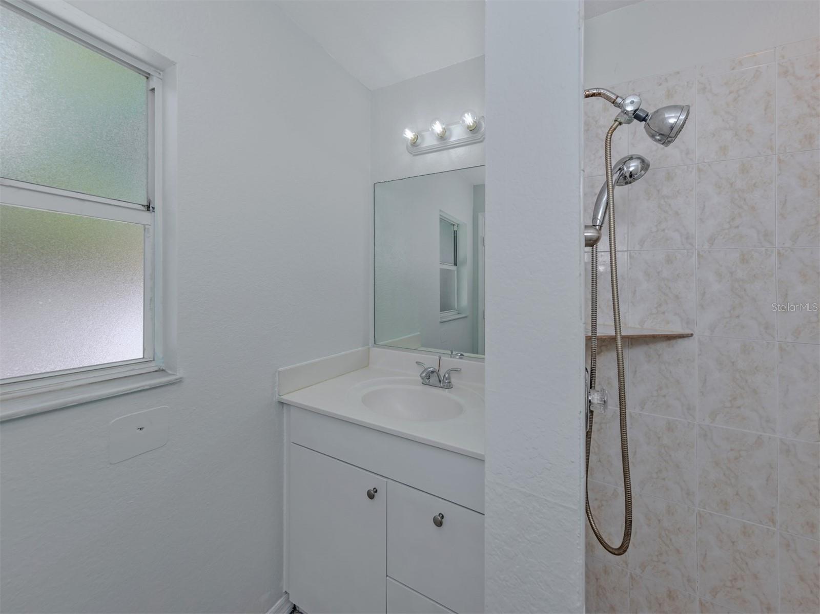 5636 6TH STREET CT E, BRADENTON, FL, 34203