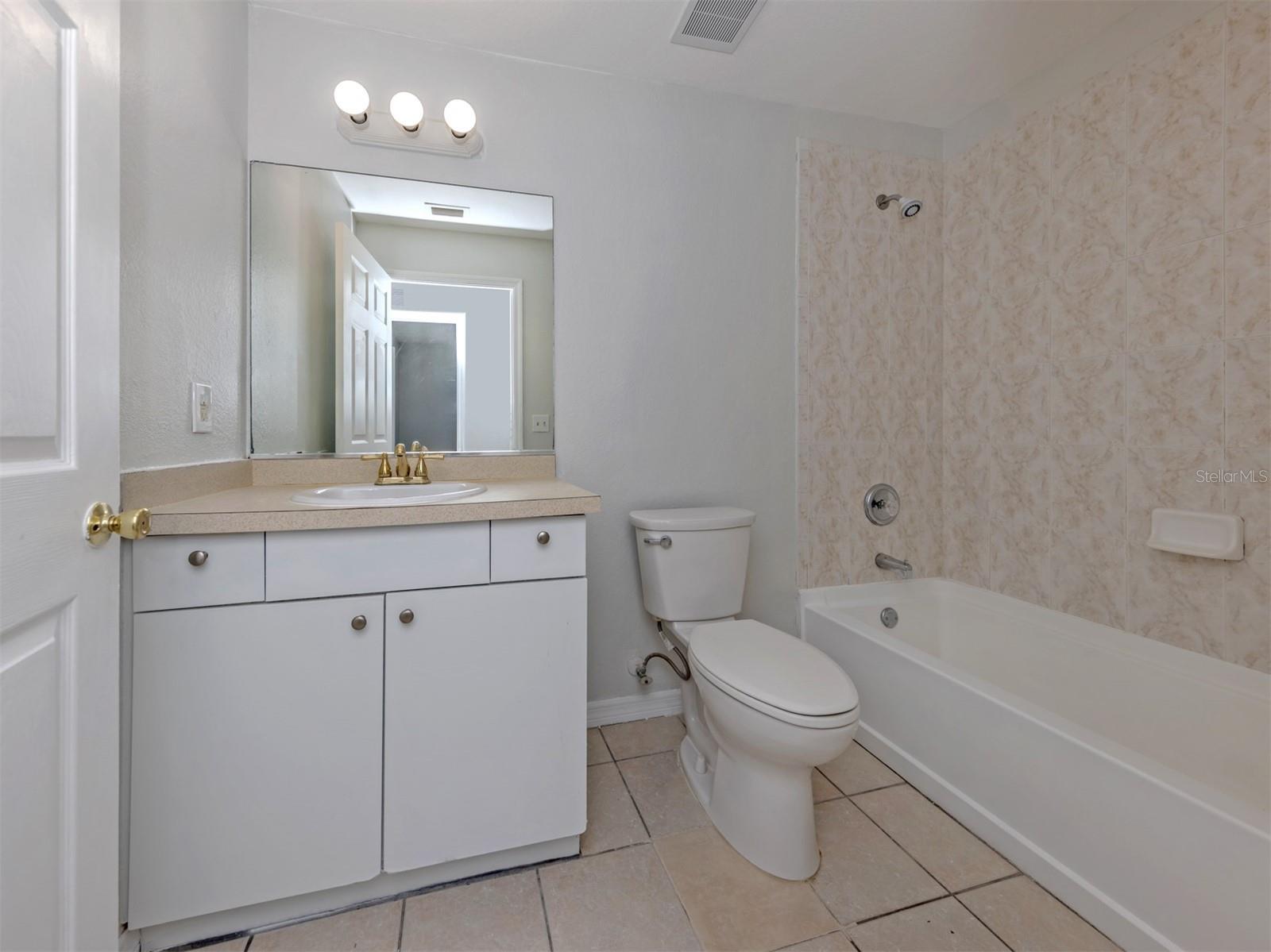 5636 6TH STREET CT E, BRADENTON, FL, 34203
