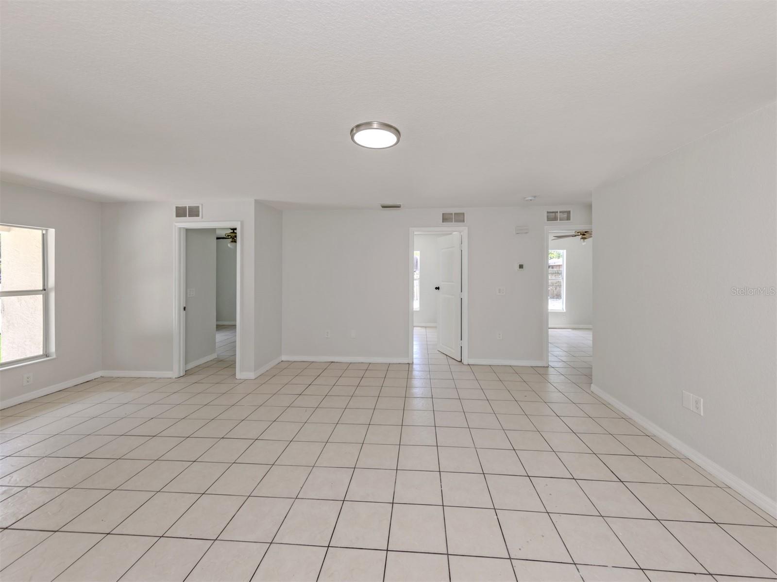 5636 6TH STREET CT E, BRADENTON, FL, 34203
